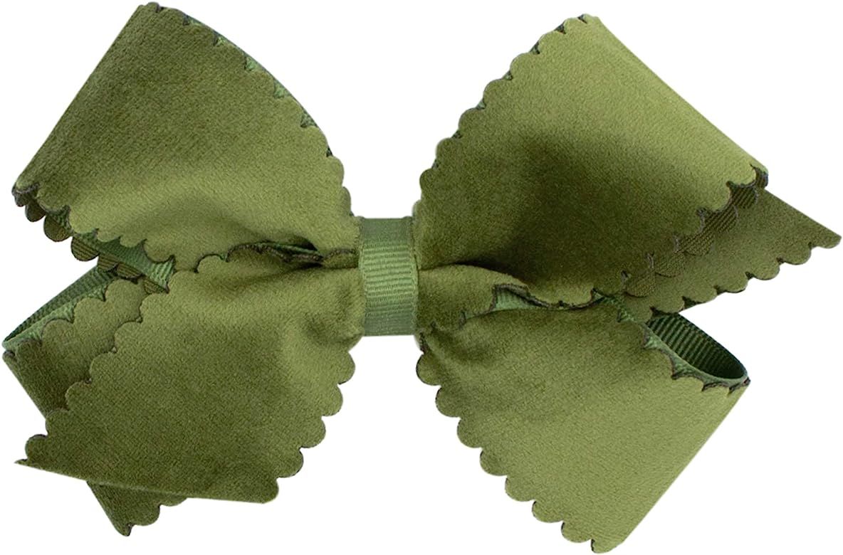 Wee Ones Girl's Medium Scalloped Edge Faux Velvet Overlay Hair Bow | Amazon (US)