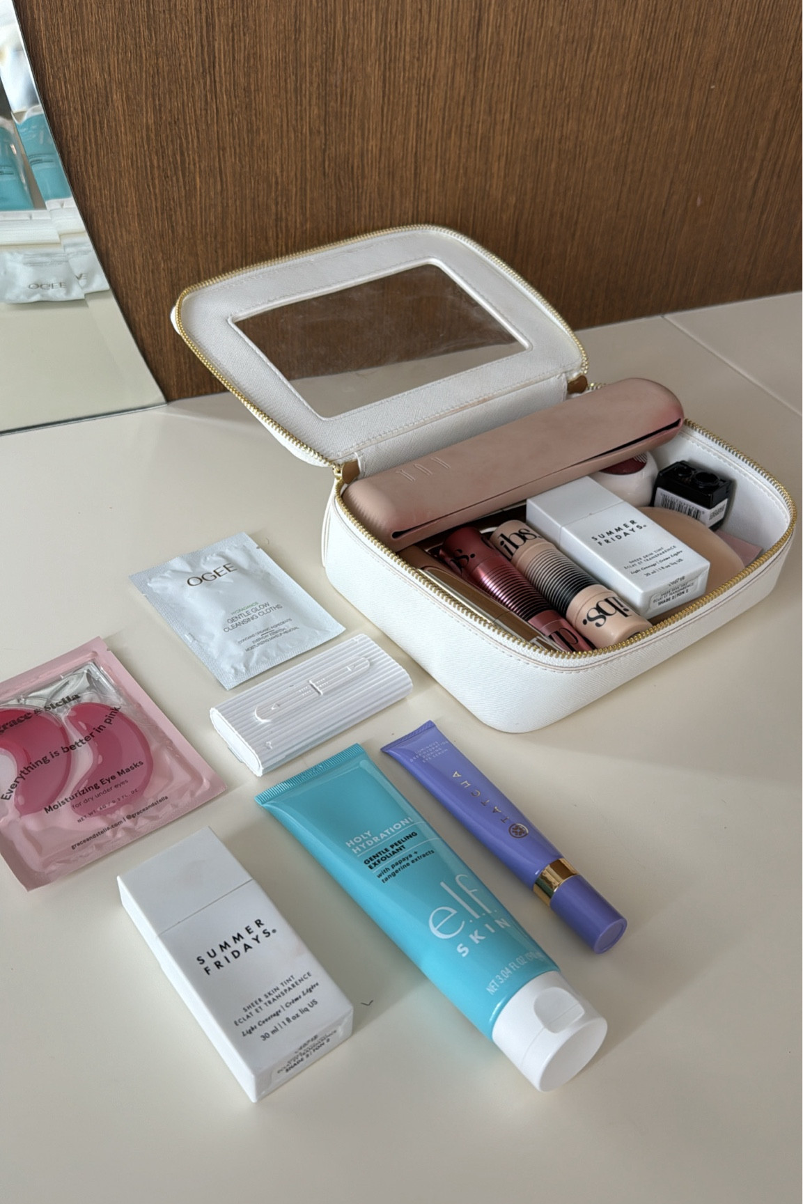 My favorite makeup and skincare products from Amazon that I brought to Montenegro with me! 

#LTKTravel #LTKFindsUnder100 #LTKBeauty