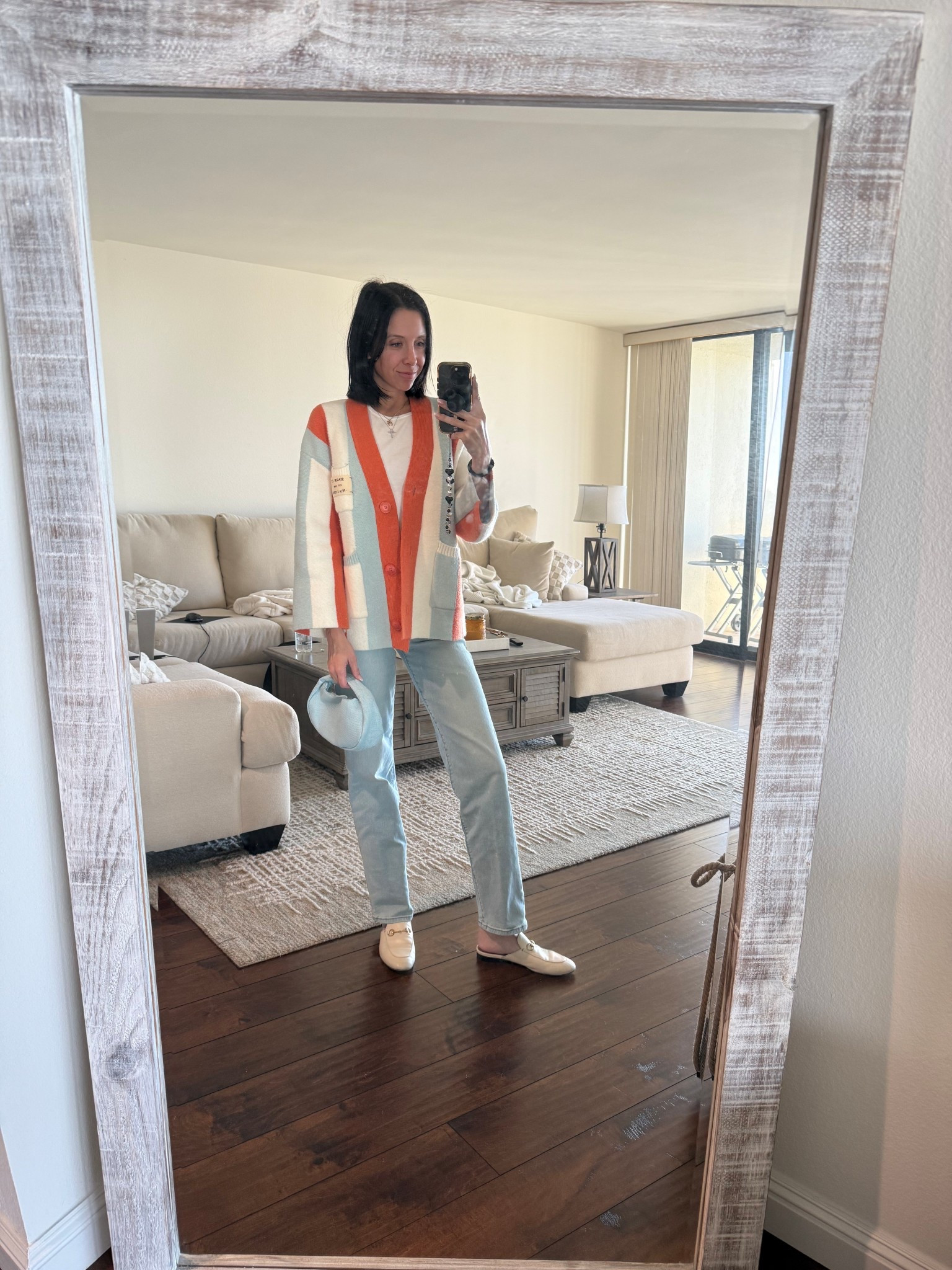 Casual and easy outfit #malfit #outfitideas #everydayoutfit #casualoutfit #funoutfit #whatiwore #ootd #outfitinspo #everydaystyle #neutraloutfit #denim #cardigan #amazon #amazonfinds

#LTKgrwm #LTKootd #LTKdayinmylife