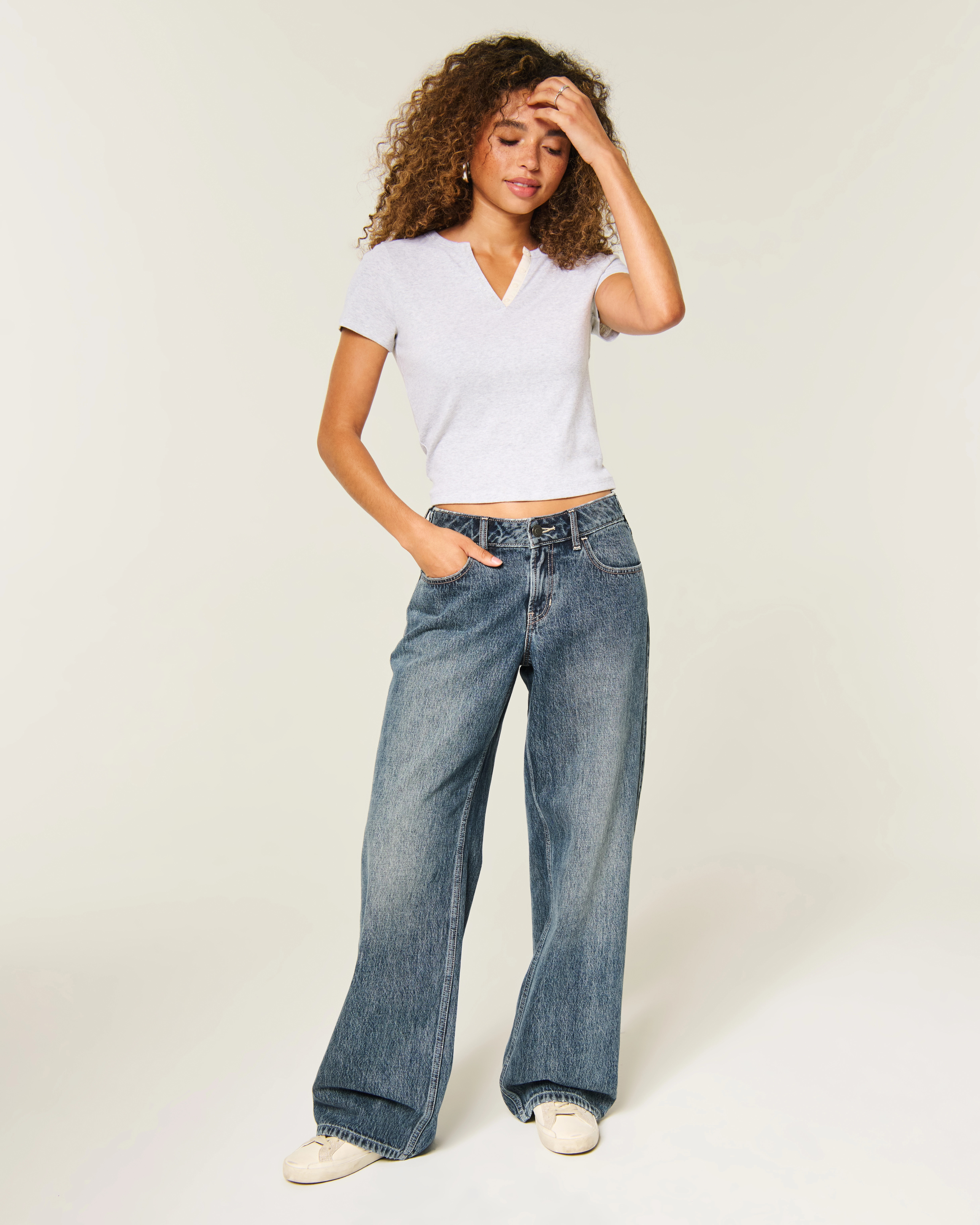 Hollister Andi Adjustable Waist Low-Rise Baggy Jeans | Hollister (UK)