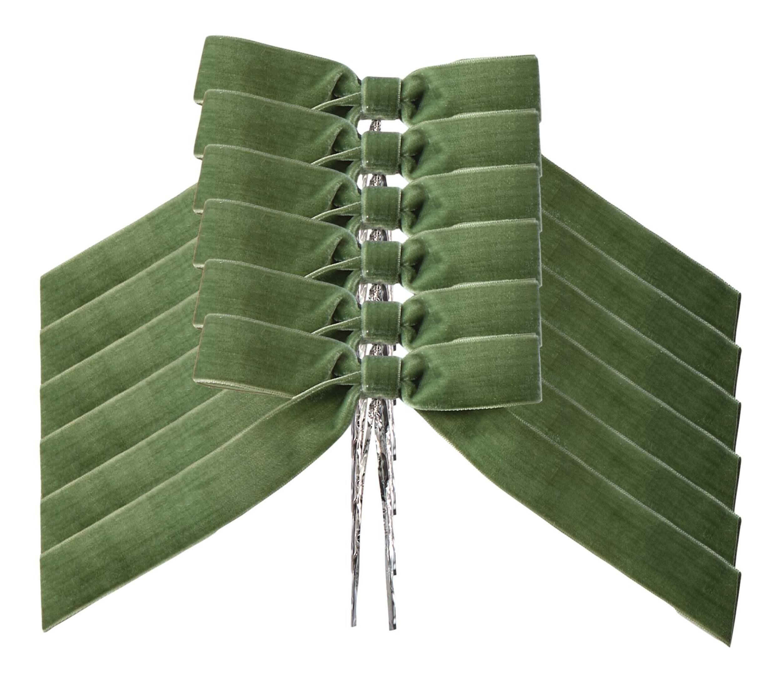 CANVAS Holiday Homecoming Trend Collection Green Velvet Bows, 6-pc | Canadian Tire