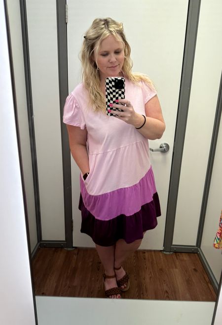 Walmart Spring Dress Try on! I love this flowy and casual color block dress. It’s the perfect beach dress. 

Walmart Dresses
Walmart Finds 
New at Walmart
Walmart Try-on 
Spring Dress

#LTKFind #LTKSeasonal #LTKunder50