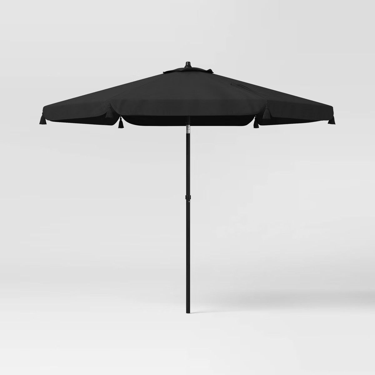 7.5' Outdoor Round Patio Market Umbrella - Threshold™ | Target
