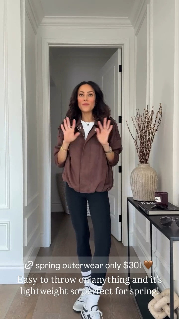 Love this jacket but love the price even more!! Grab it on sale! Runs oversized 





Jacket, Amazon, spring, sale, leggings 

#LTKSaleAlert #LTKSeasonal #LTKActive