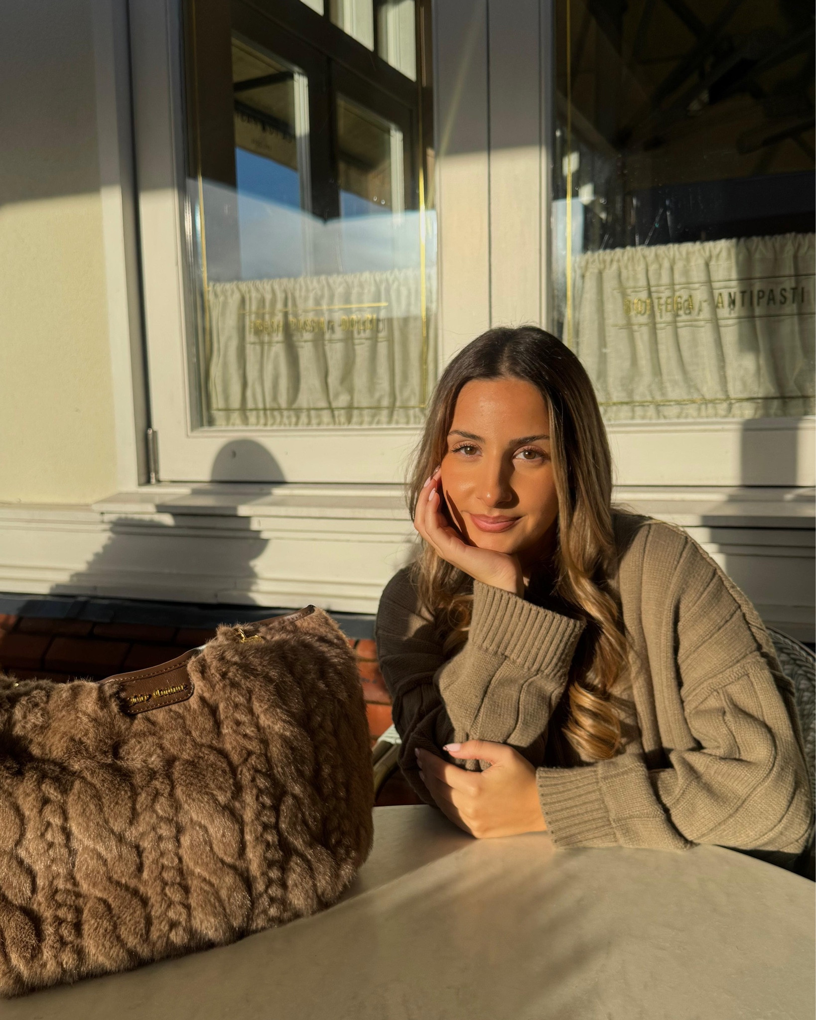 🤎☕️🧸

Tote bag, shopper bag, Juicy Couture, Sisters and Seekers, knitwear, winter outfit, autumn outfit 

#LTKwinter #LTKuk #LTKautumn
