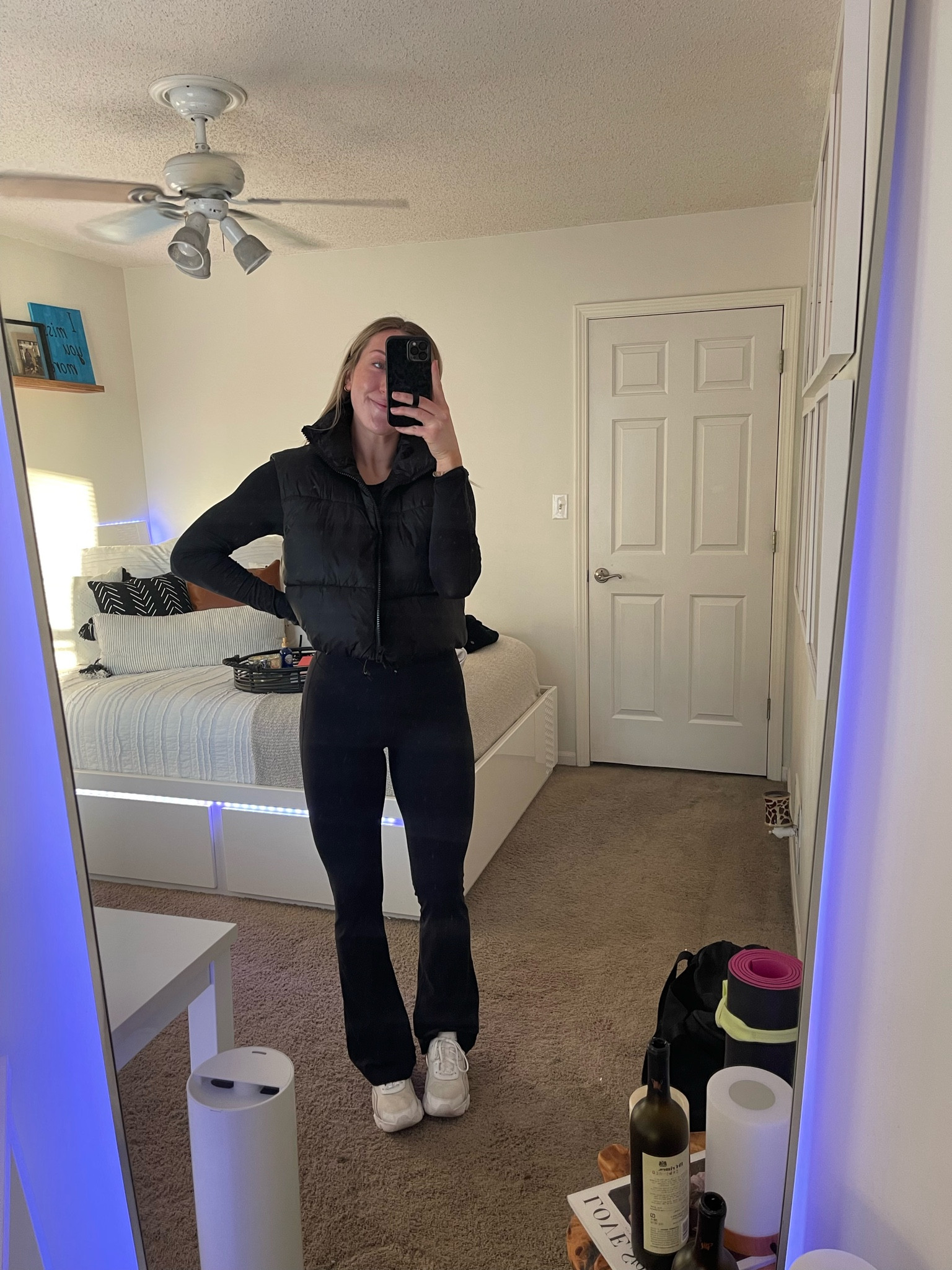 Athleisure outfit 

#LTKSeasonal #LTKGiftGuide #LTKfit