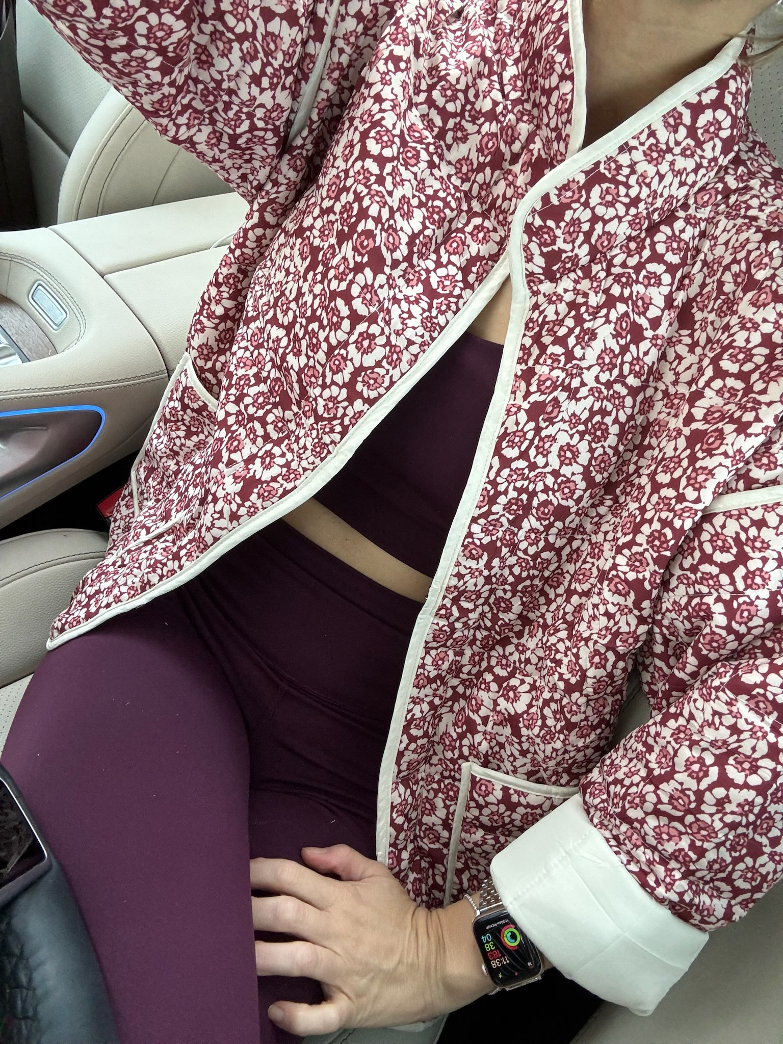 Wearing S in set XS in jacket 