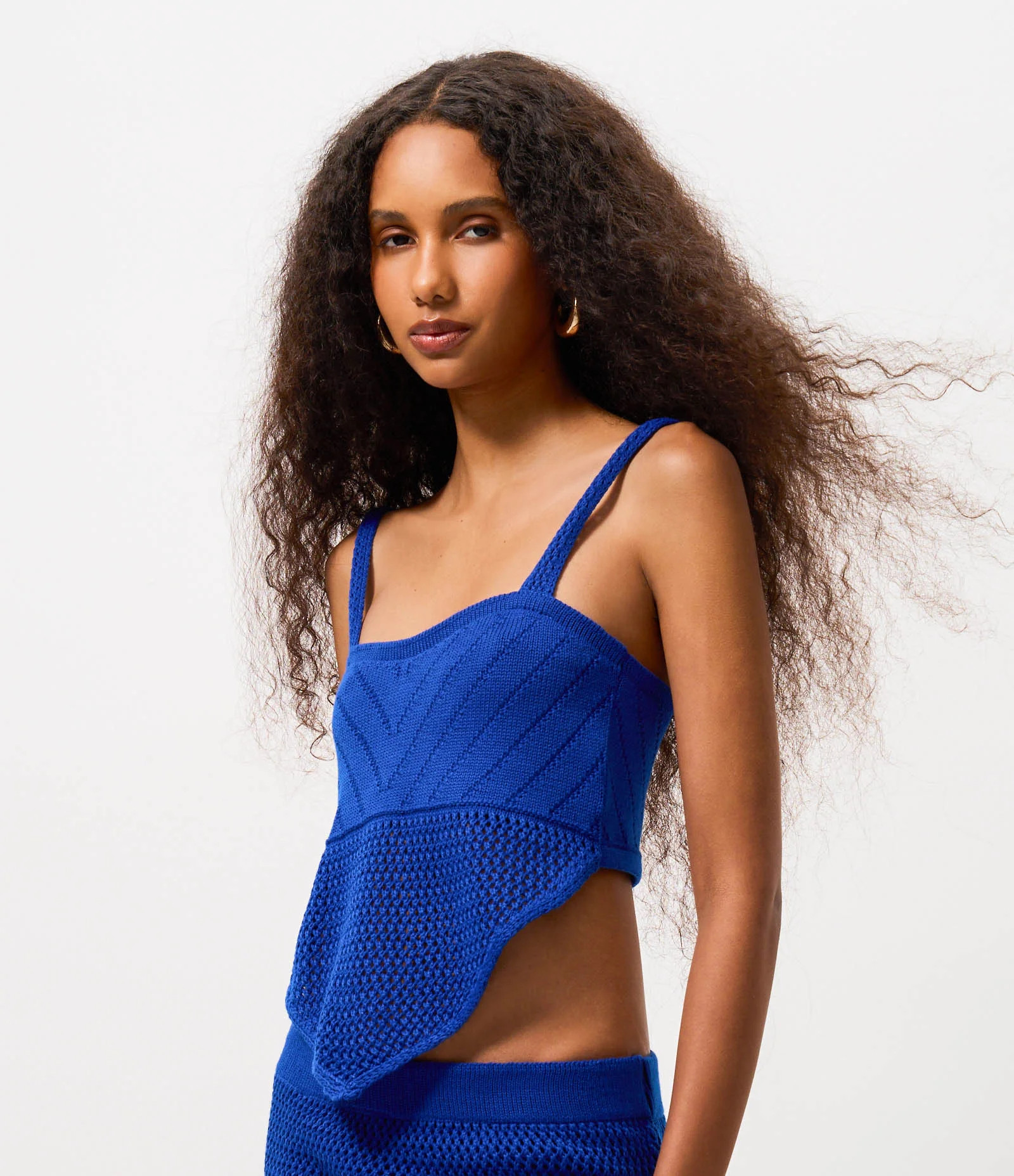 Blusa Cropped em Tricô com Barra de Ponta Azul - Lojas Renner | Renner (BR)