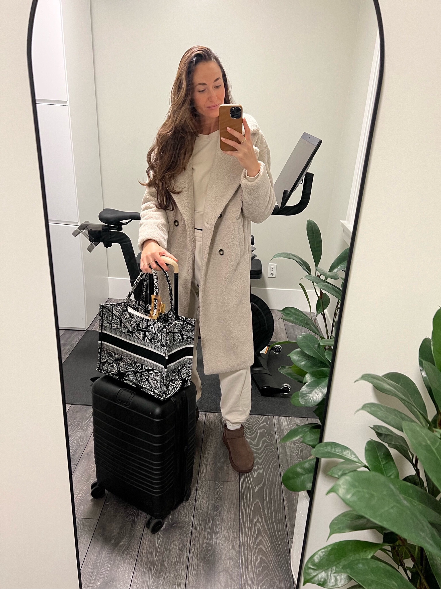 Travel days require comfy clothes.

The roller is from Béis.

#travel #comfy

#LTKtravel #LTKSeasonal #LTKHoliday