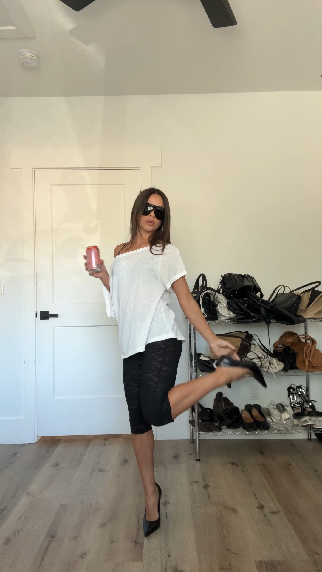everything linked on my shopmy <3

#lace #capris #offtheshoulder #sunglaszes

#LTKootd #LTKPetite #LTKgrwm