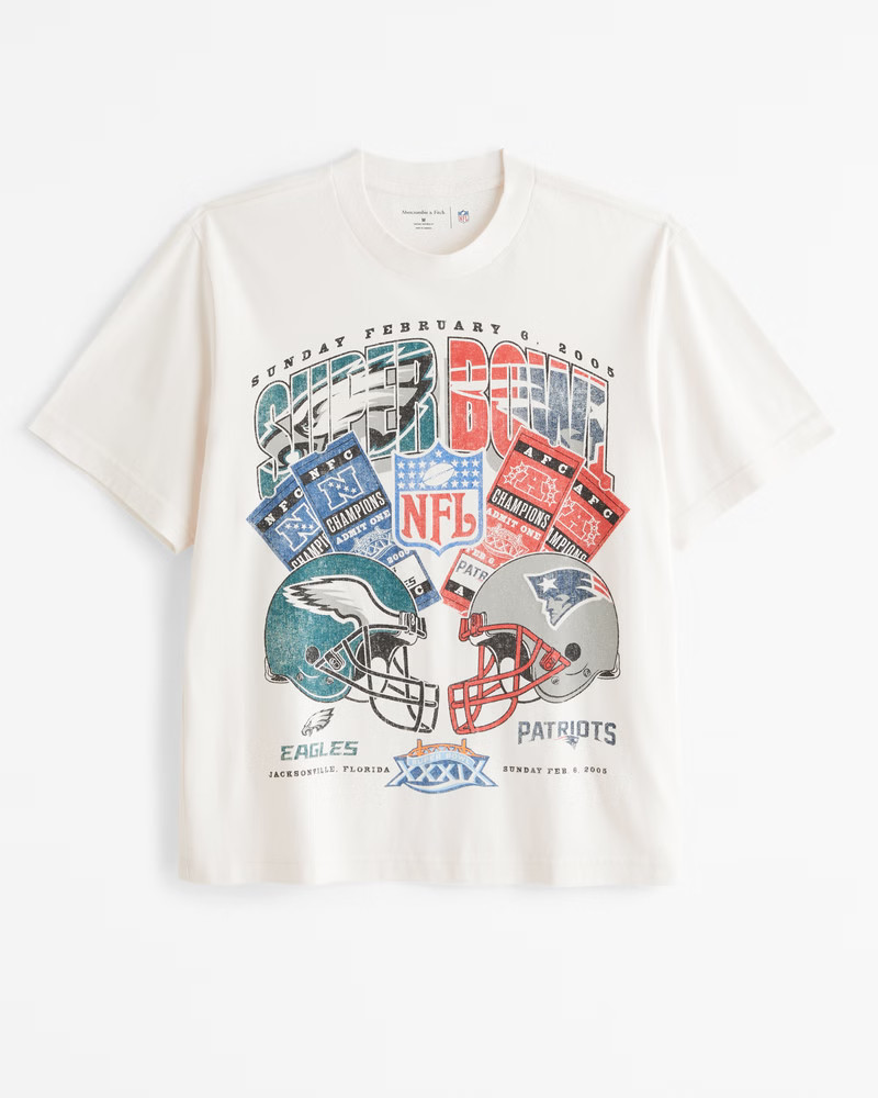 Abercrombie & Fitch Men's Super Bowl Vintage-Inspired Graphic Tee in Cream - Eagles And Patriots - Size XXL TALL | Abercrombie & Fitch (US)
