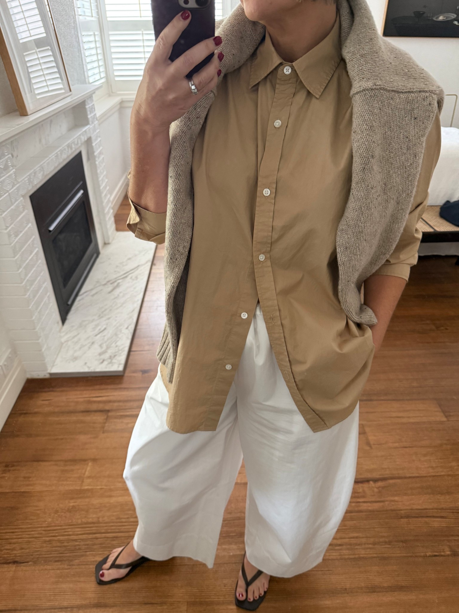 Casual but comfy



#LTKootd #LTKOver40 #LTKHome