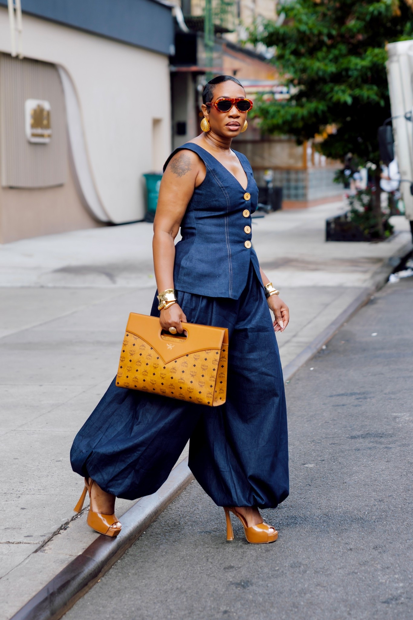 Dark denim x cognac accessories…
My set is from a brand called MOT Clothing. 
Linking my accessories 


#LTKStyleTip #LTKSeasonal #LTKNYFW