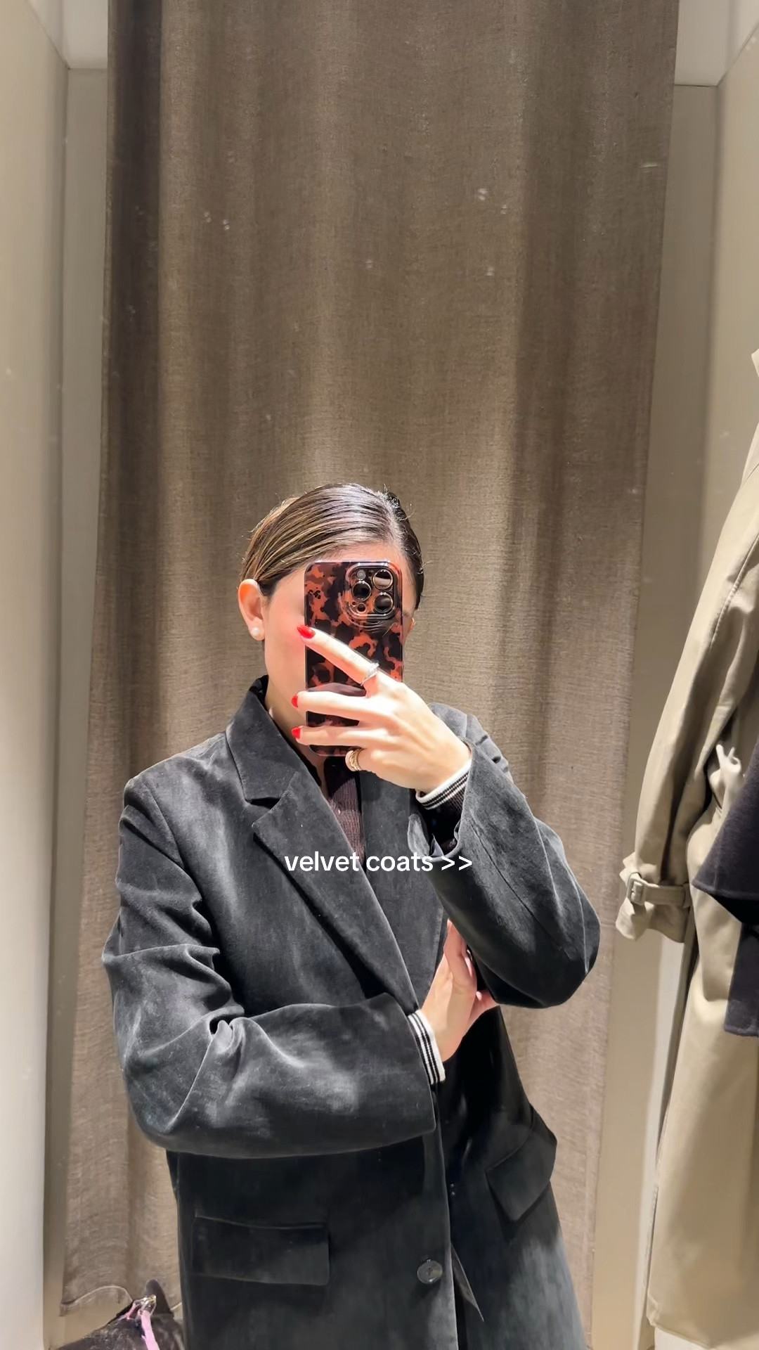 This velvet coat is so chic , chic winter coats, velvet jacket, long coats, winter fashion, winter outfit, chic winter look, ootd, outfit inspo, classy style, elegant style 

#LTKautumn #LTKworkwear #LTKwinter