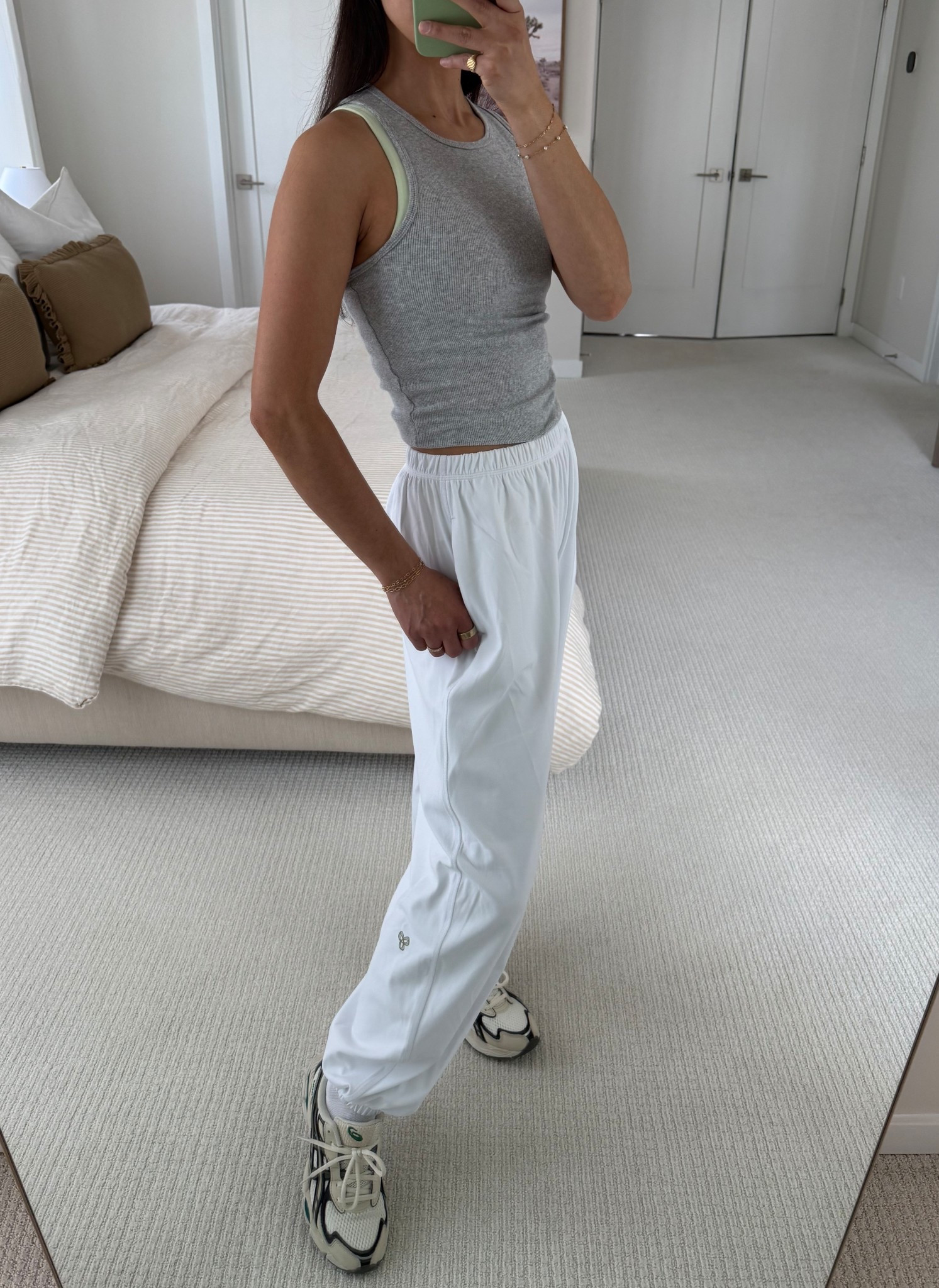 these active pants for Aritzia 😮‍💨wearing size XS! 