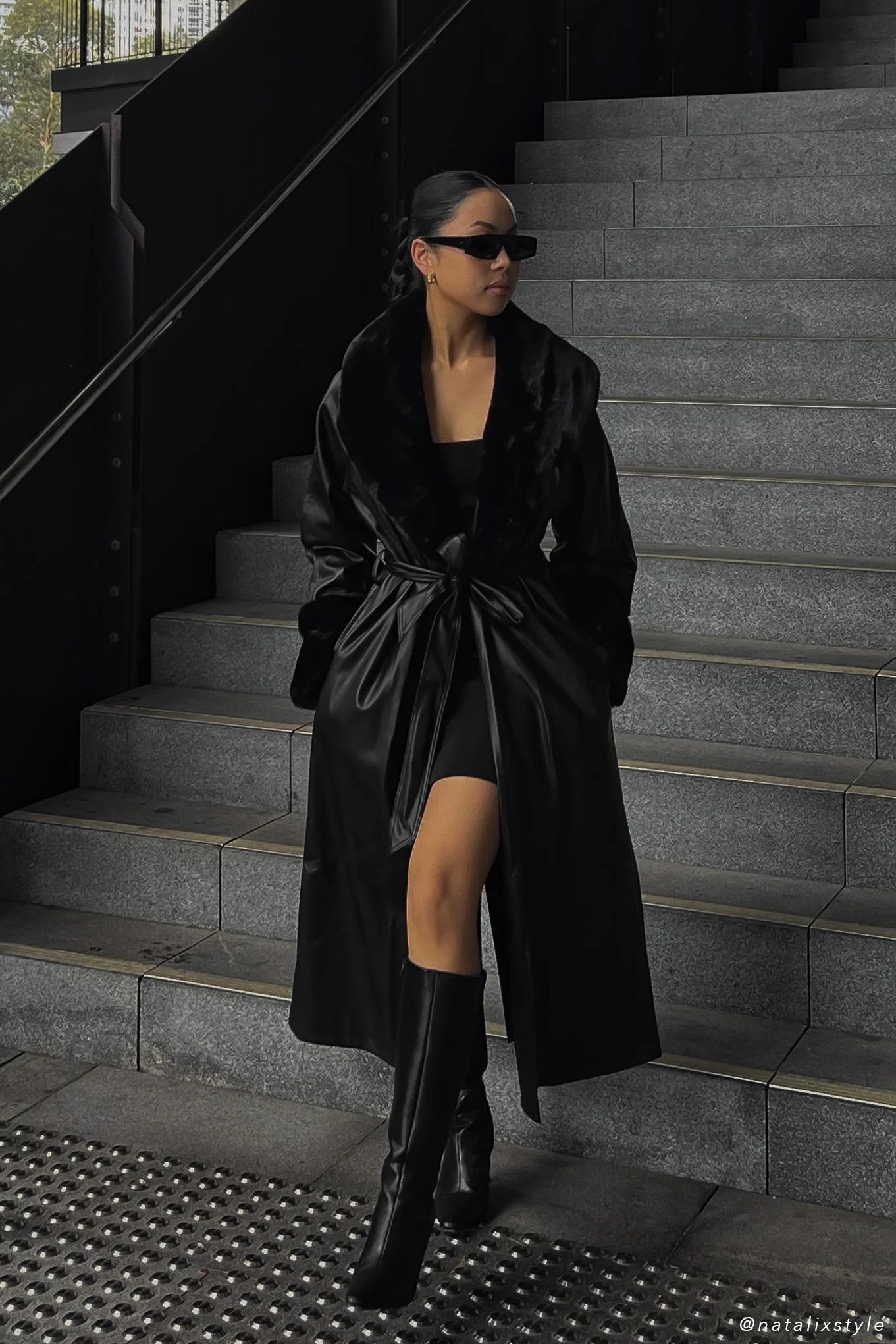 Rebekah Oversized Pu Trench Coat With Fur Trim - Black | MESHKI US