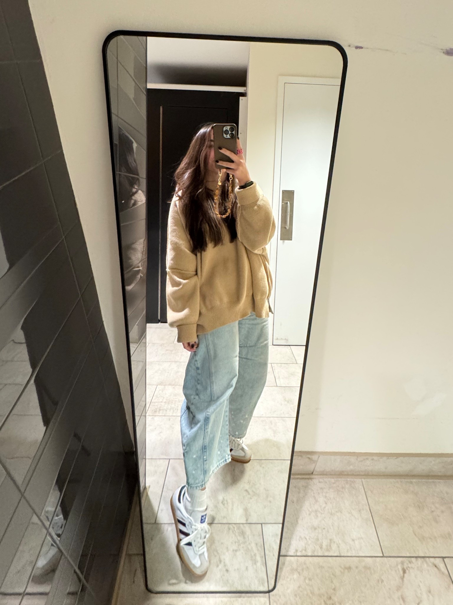 The cozy sweater that never fails me. Second year in the seasonal rotation 



#LTKootd #LTKStyleTip #LTKPetite