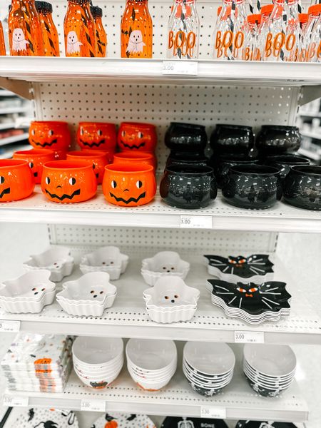 Melamine plates and bowls for kids at target- Halloween inspired designs, ghost, Jackolantern and more 