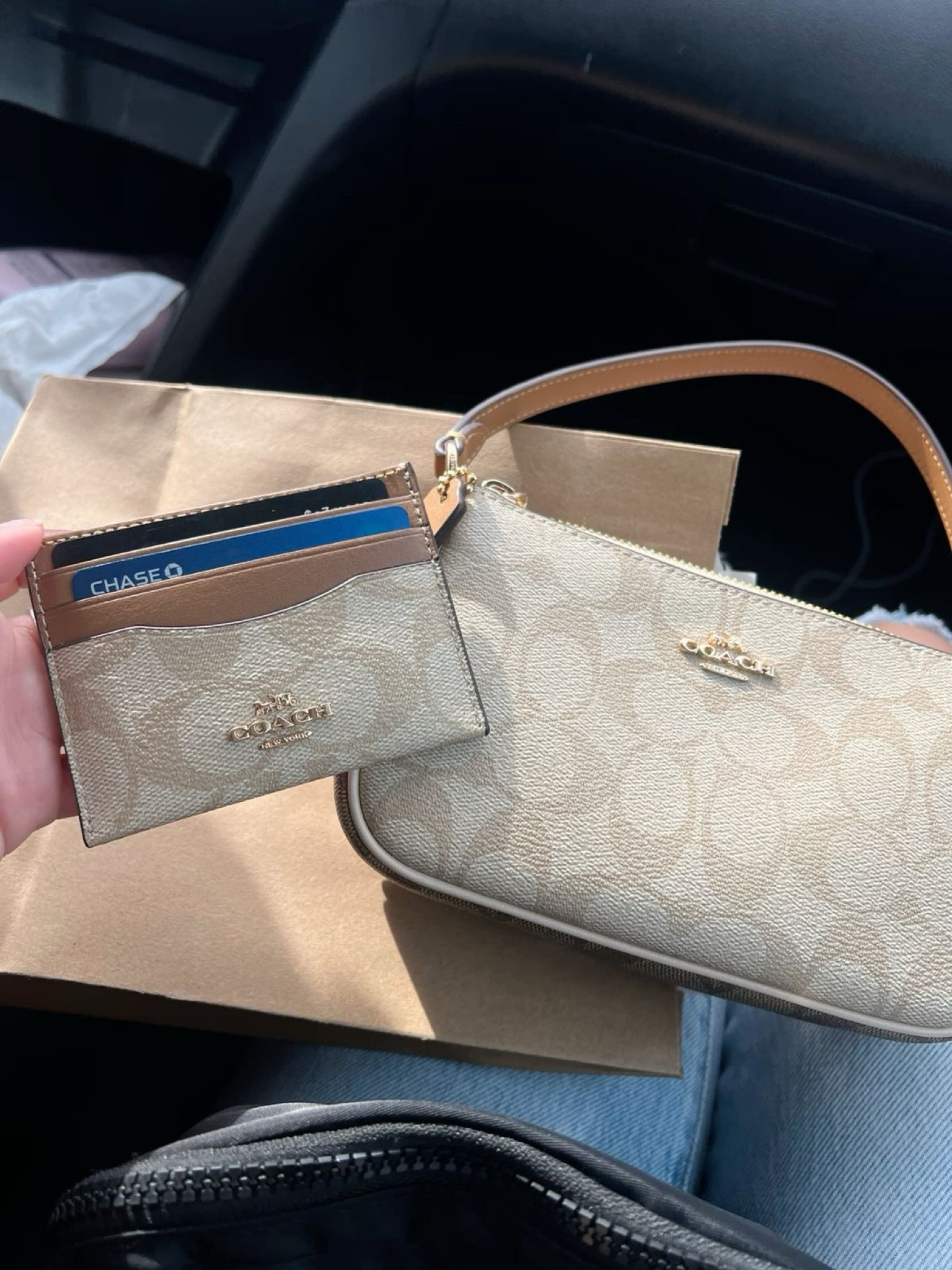 Coach purse and wallet ON SALE NOW! Perfect Christmas gift for mom, sister, wife, girlfriend. 

Coach purse, cute outfit, cute wallet, signature canvas purse, sale, Christmas gifts. 

#LTKsale #LTKbag #LTKgiftguide