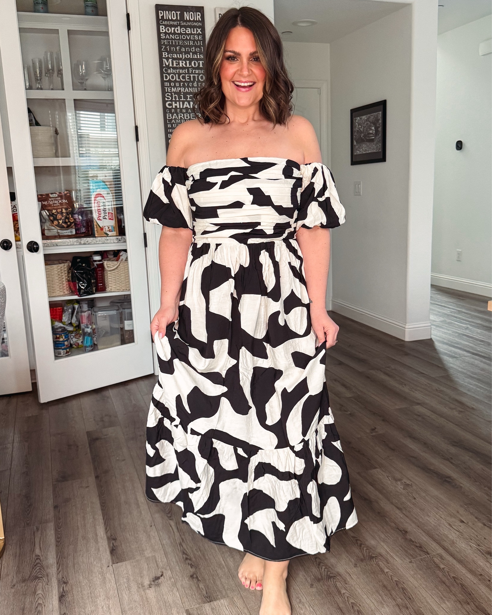 Abercrombie haul! 
Code AFBONNIE to save on top of the sale!!

Dresses, large
Shirt, large (if between sizes, size down)
Dark denim, 32L (I would size up 1)
Lighter denim, 32R (perfect!!)
Ankle length w/ distressing, 32L (perfect!)

**I did Curve love denim, but if you carry most of your weight in your middle/tummy, do the regular fit!

Size 14, curvy denim, midsize, try on haul, resort wear, vacation outfit, wedding guest dress, spring wedding 


#LTKSaleAlert #LTKMidsize #LTKStyleTip