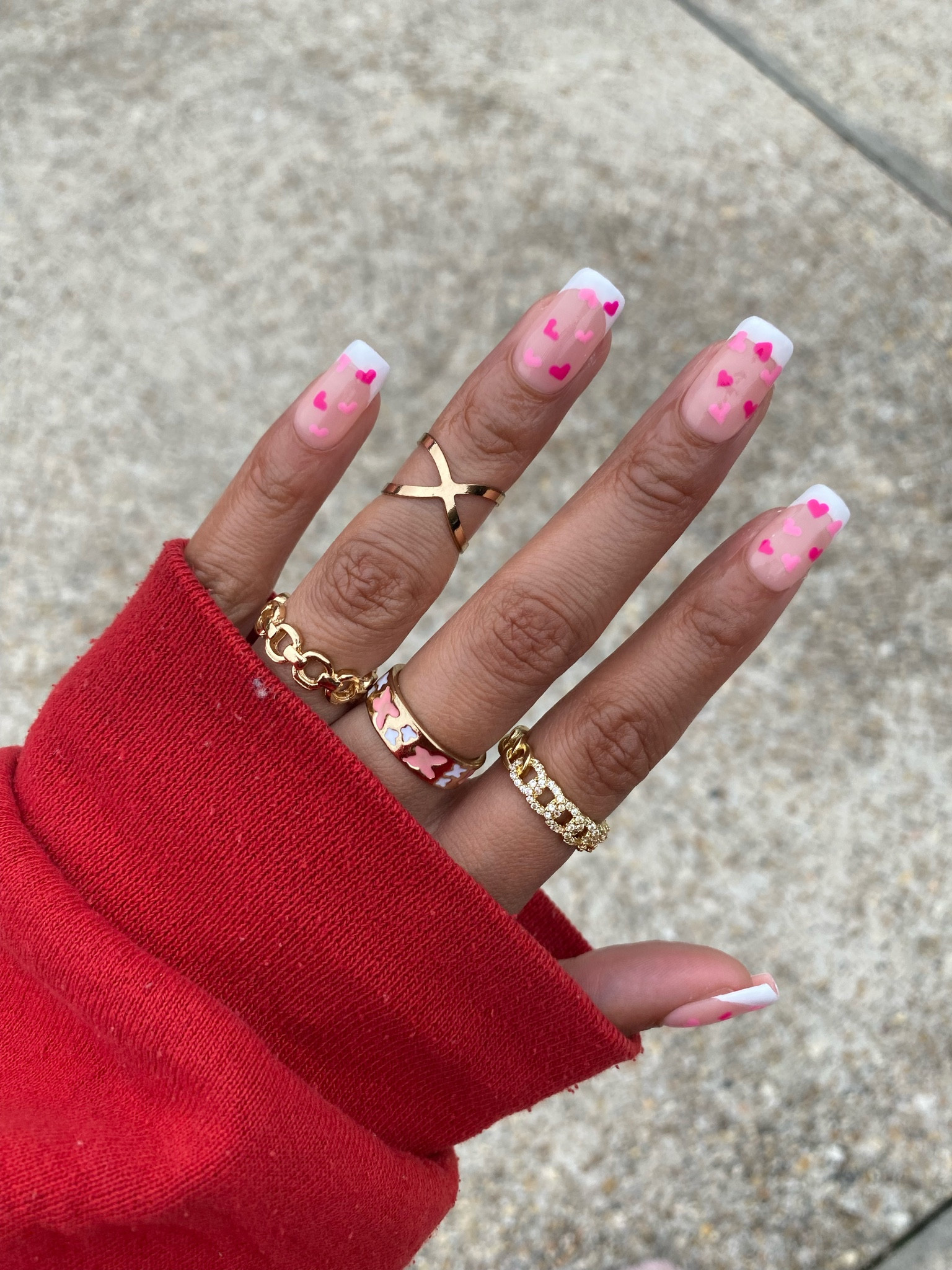 French tip and heart Valentine’s Day nail inspo, short gel x

#LTKFind #LTKGiftGuide #LTKbeauty