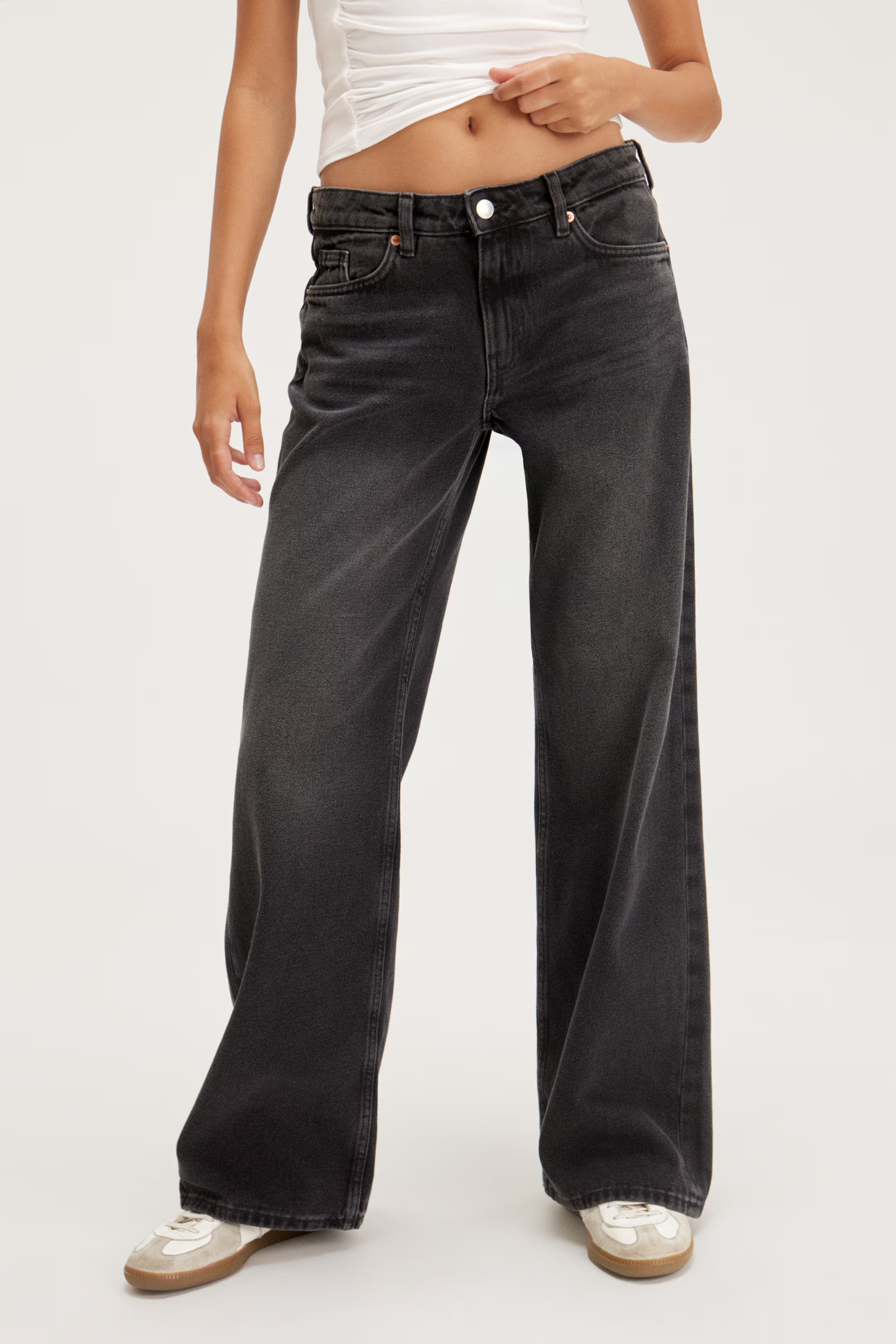 Imoo Low Wide Jeans - Washed black - Ladies | H&M GB | H&M (UK, MY, IN, SG, PH, TW, HK)