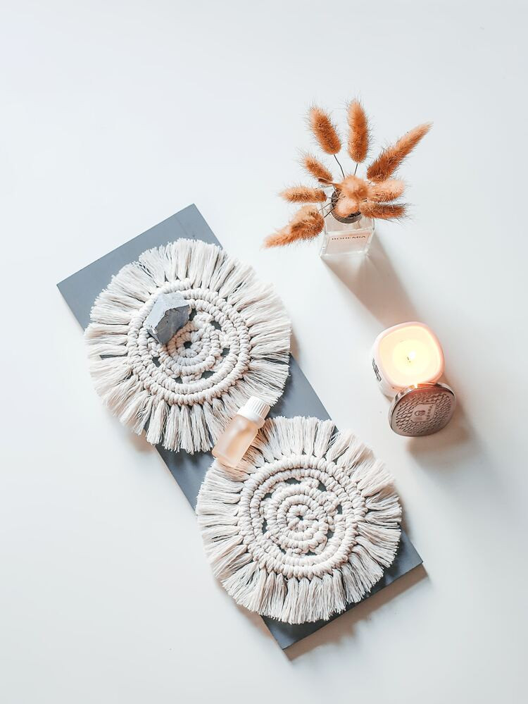 2pcs Woven Design Coaster | SHEIN