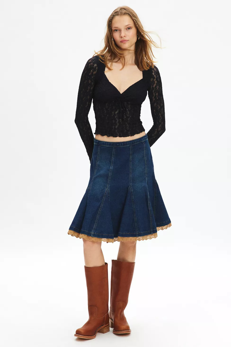 Kimchi Blue Olivia Lace V-Neck Long Sleeve Top | Urban Outfitters (US and RoW)