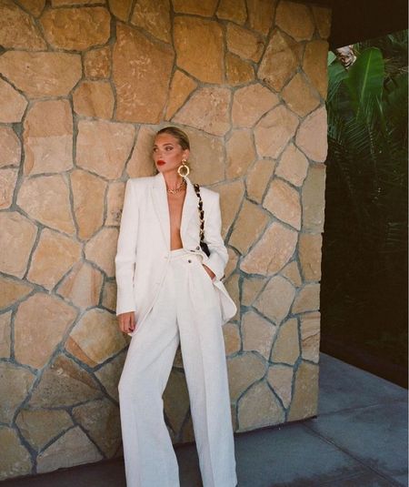 Steal her Style!

A white trouser suit 🤍

It’s chic and sexy. Relaxed but polished.
Totally versatile. Wear it out at night with gold sandals, a chic designer bag and gold jewellery. Oh la la - most of us won’t be wearing it with nothing underneath like this @hoskelsa 

What I suggest : a white tank under there or black lace cami for evening.
In the day? Rock a white trouser suit with a white round neck tee, with sneakers or ballets flat.

Shop the look below!

#LTKaustralia #LTKSeasonal #LTKstyletip