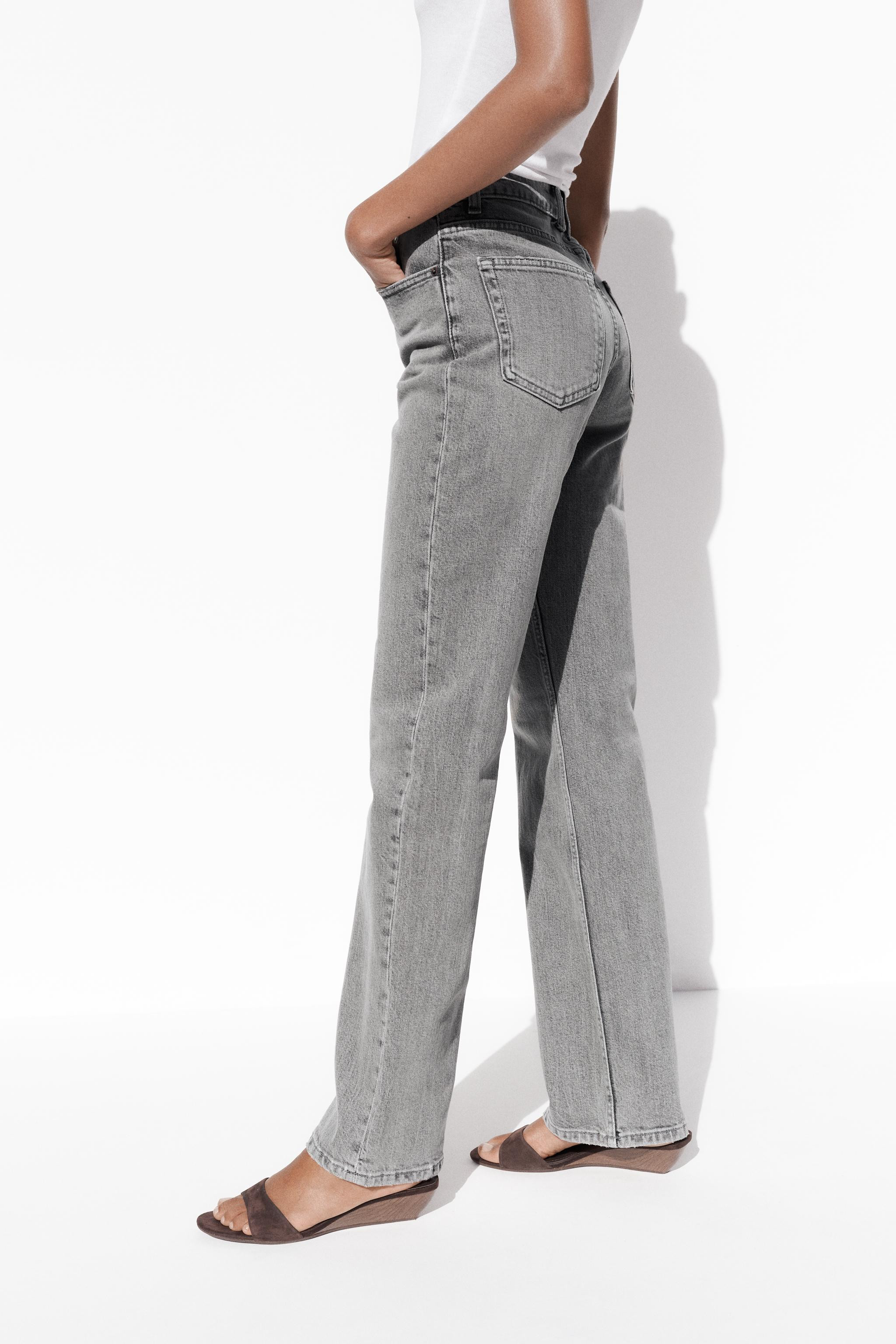 HIGH WAIST - REGULAR LENGTHPants with a high waist, belt loops, and five pockets. Front zip and m... | Zara US