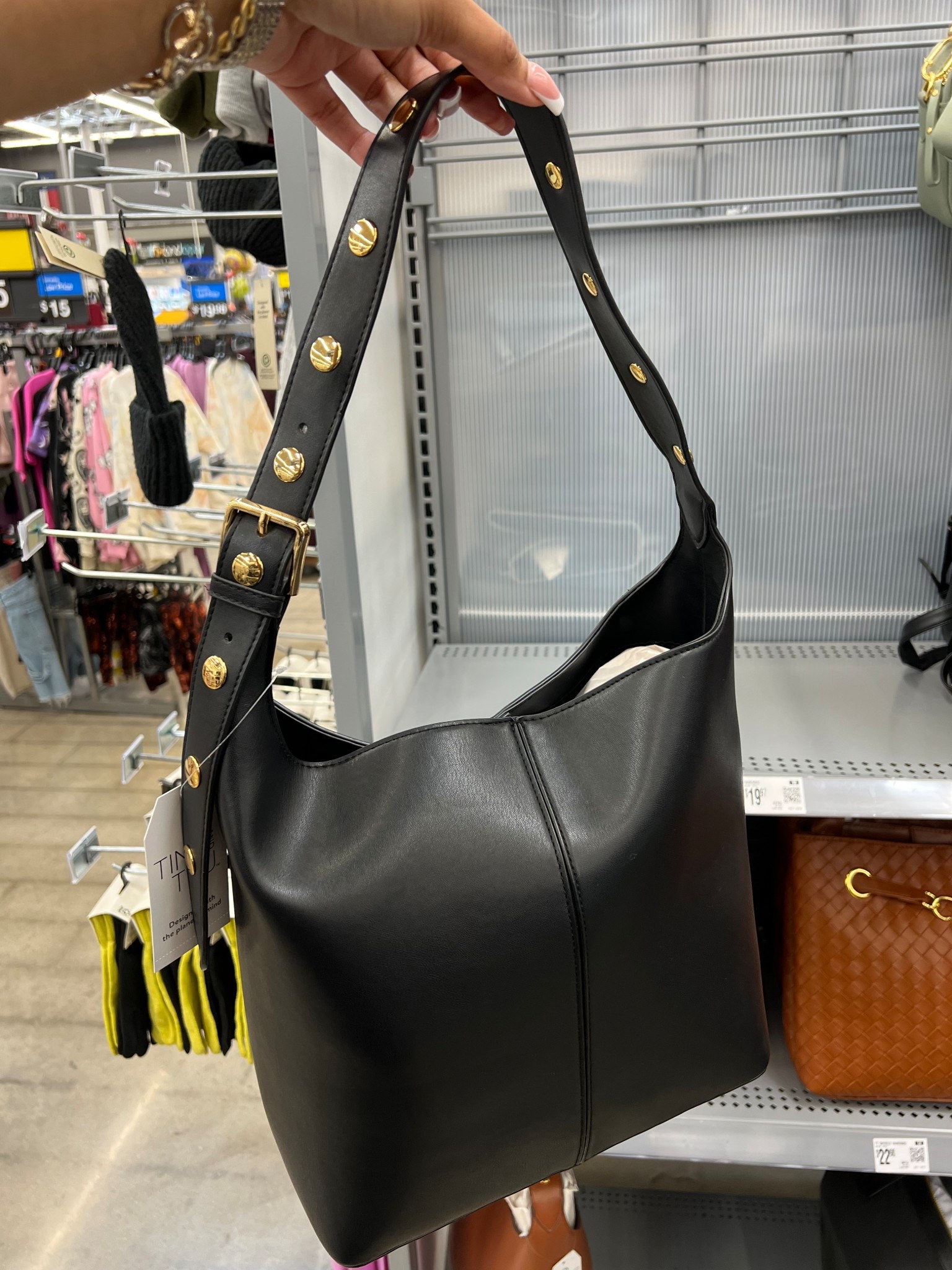 Cute gold studded handbag from #Walmart 🖤

#LTKHoliday #LTKFindsUnder50 #LTKGiftGuide