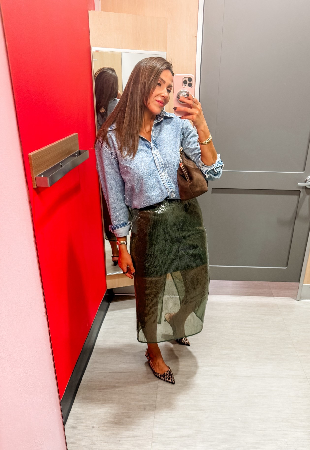 S in everything 

#LTKHoliday