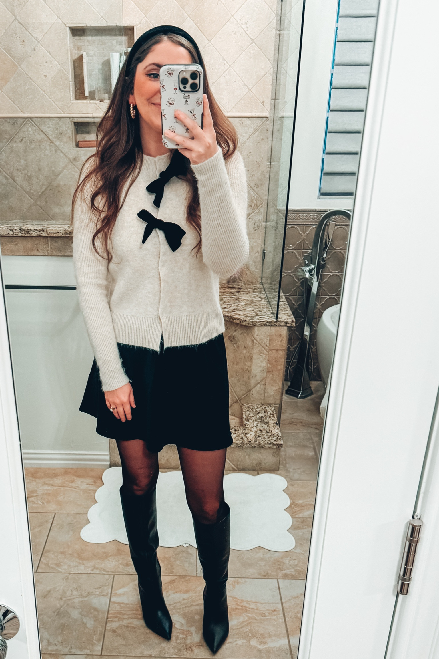 Holiday outfit inspo

#LTKStyleTip #LTKSeasonal #LTKHoliday