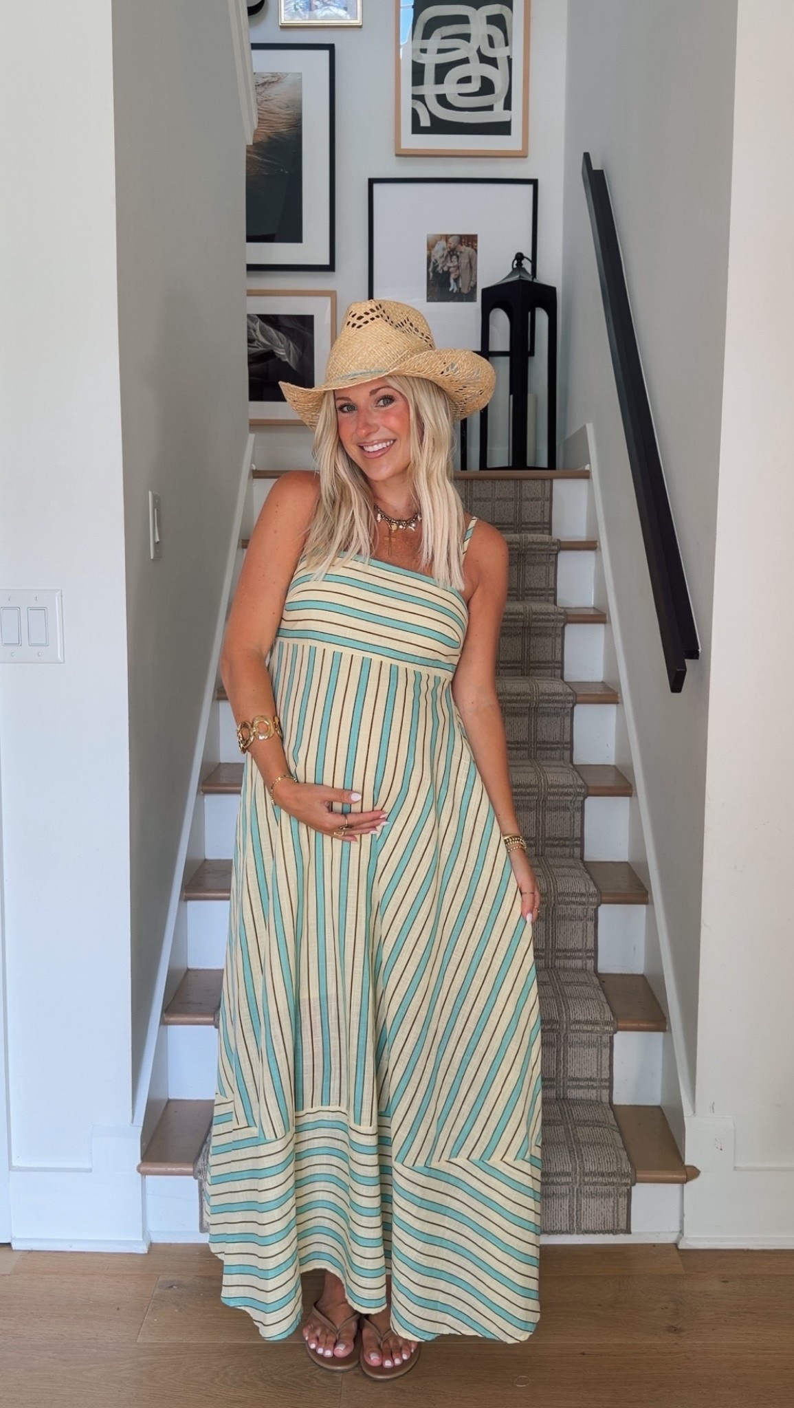 Use FORYOU20 for 20% off the dress!!

#LTKgrwm #LTKSeasonal #LTKBump