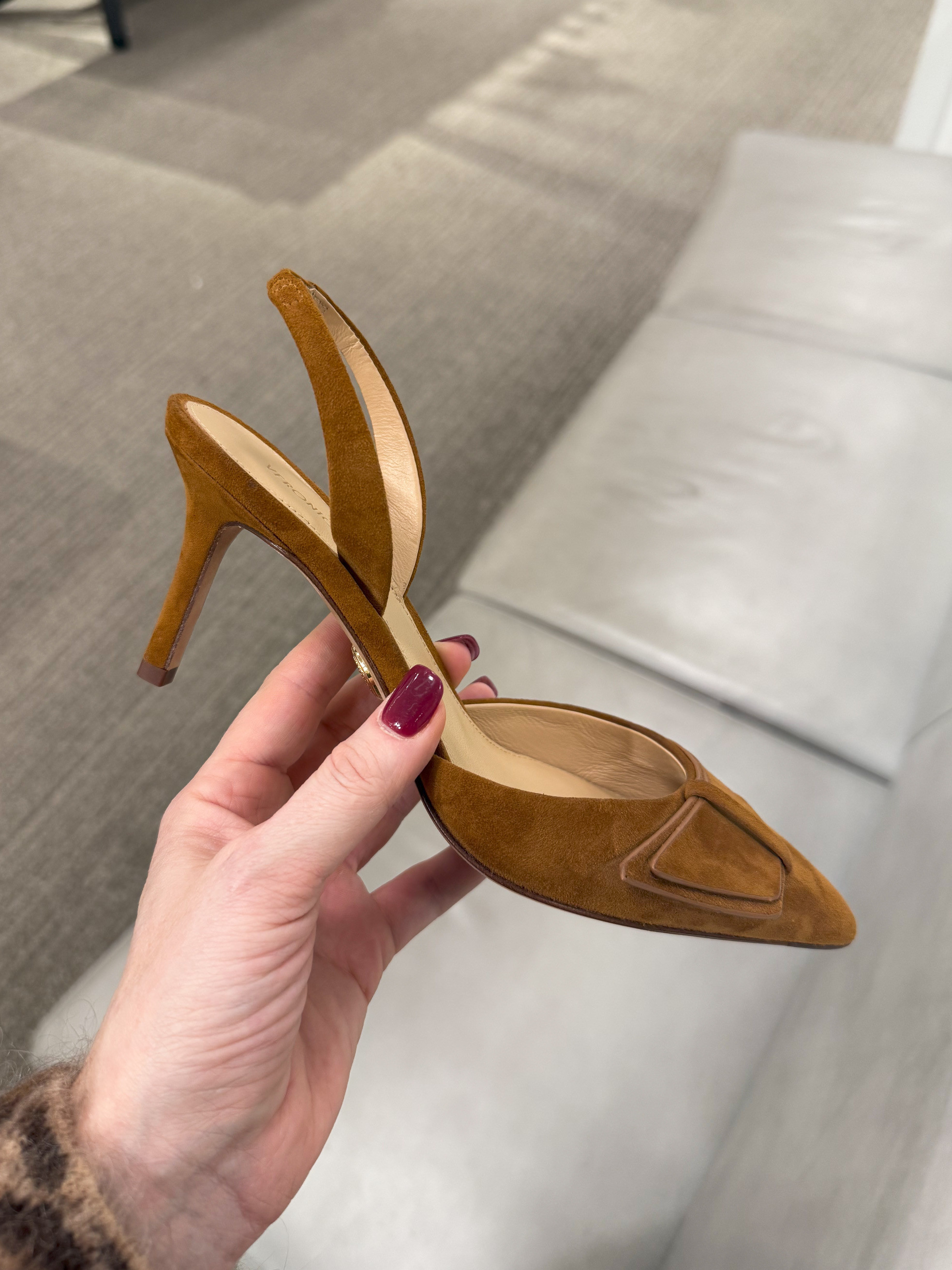 I ran into Nordstrom the other day and picked up these beautiful tan suede slingback heels. This might be the perfect shoe for my outfit at Thanksgiving. I’ve tagged a variety of other shoes that are very similar.

Suede heel, suede, shoes, fall shoes, winter shoes, slingback heel, kitten heel

#LTKShoeCrush #LTKStyleTip #LTKOver40
