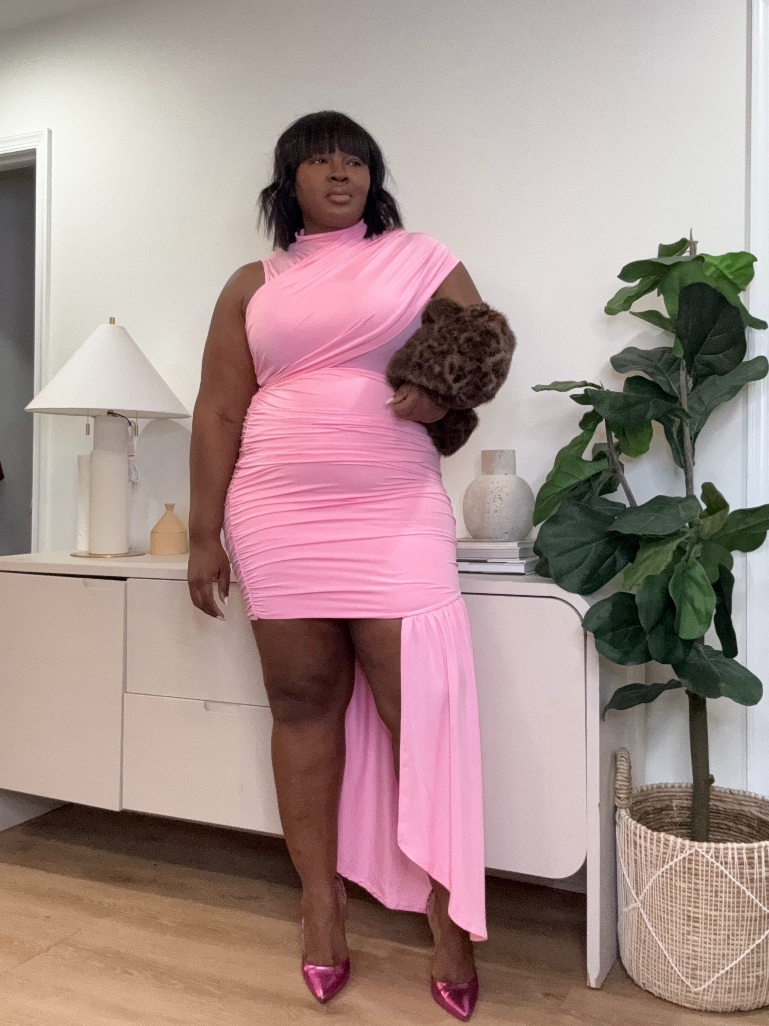 You know that outfit that just hits the moment you put it on? This is it. It’s soft, fitted, and gives that effortless confidence without feeling tight or uncomfortable. The kind of look you’ll keep reaching for. #datenightlook #ltkstyle #plussizeoutfits #glamstyle #femininefashion #outfitideas #confidencewear #eveningstyle #fashionfinds #musthave

#LTKSeasonal #LTKootd #LTKSaleAlert