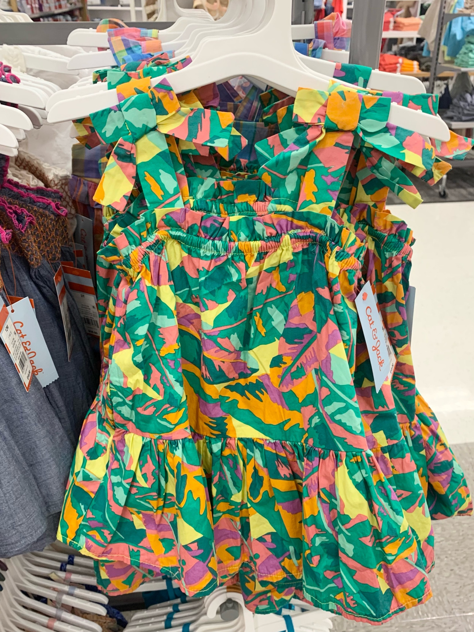 Super cute toddler and baby girl summer dress!  












Tags: summer dresses, tropical print dress, colorful baby girl toddler dress, summer fashion, target style, target kids, vacation dress, resort wear dress, toddler girl fashion 

#LTKkids #LTKbaby #LTKfamily