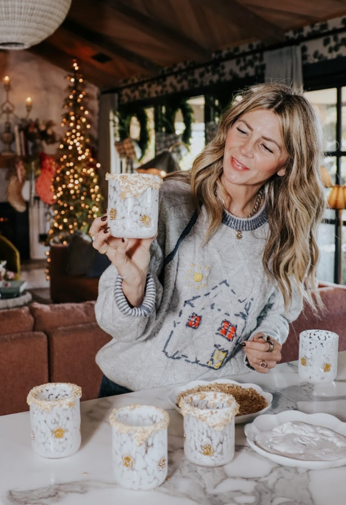 •medium in sweater 