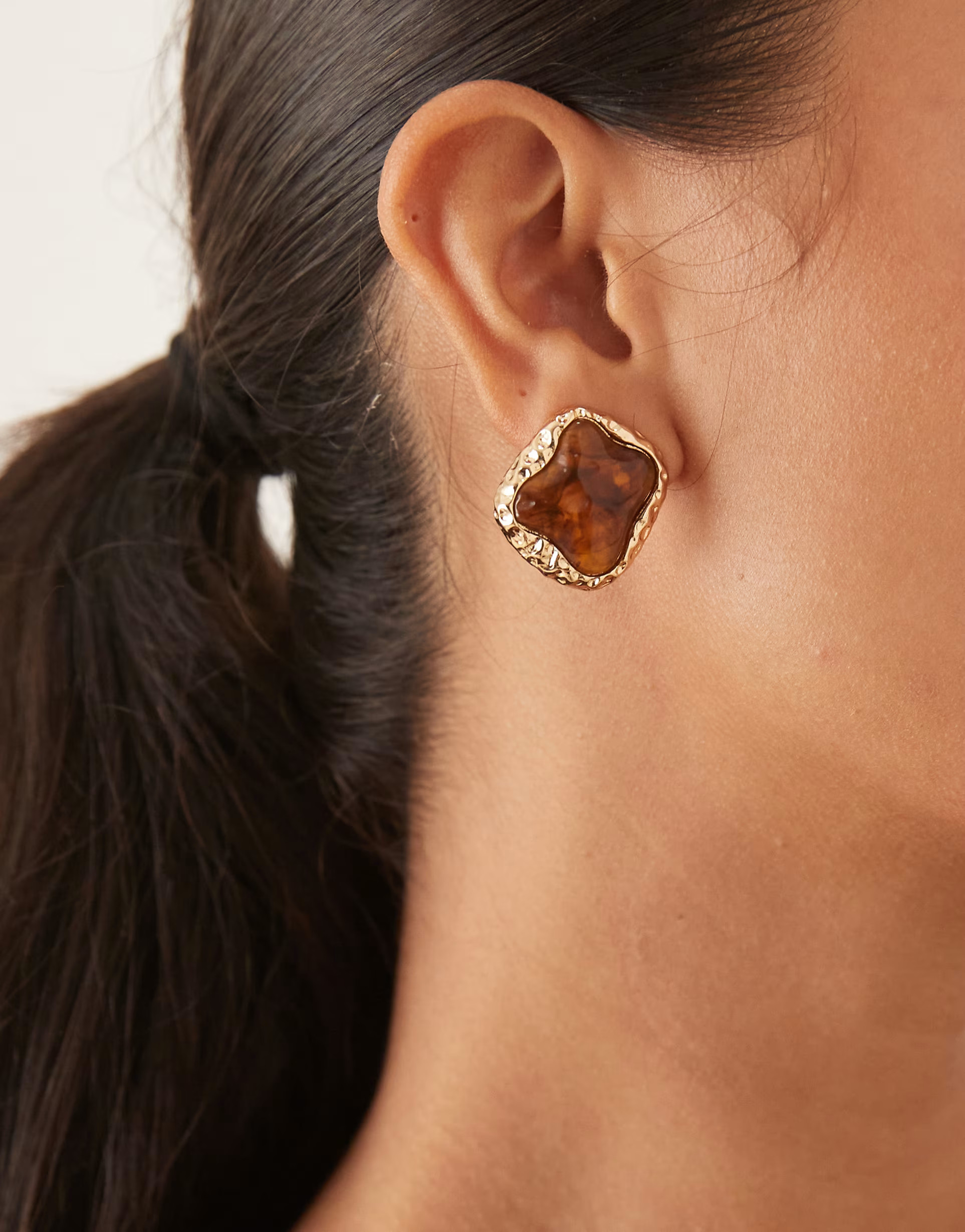 DesignB London vintage style stud earrings in brown stone | ASOS (Global)