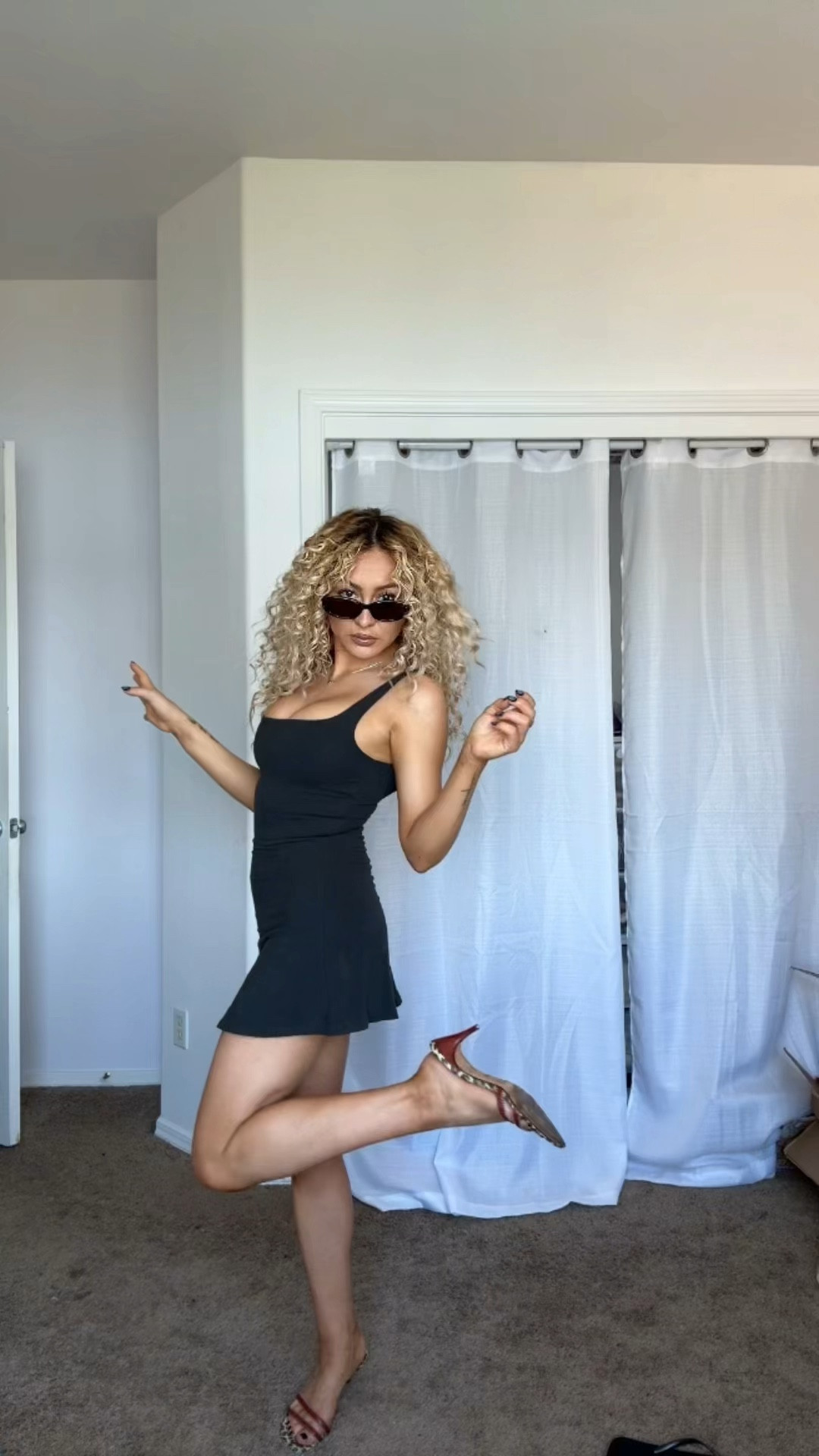 The perfect summer look

#LTKVideo #LTKStyleTip #LTKBeauty