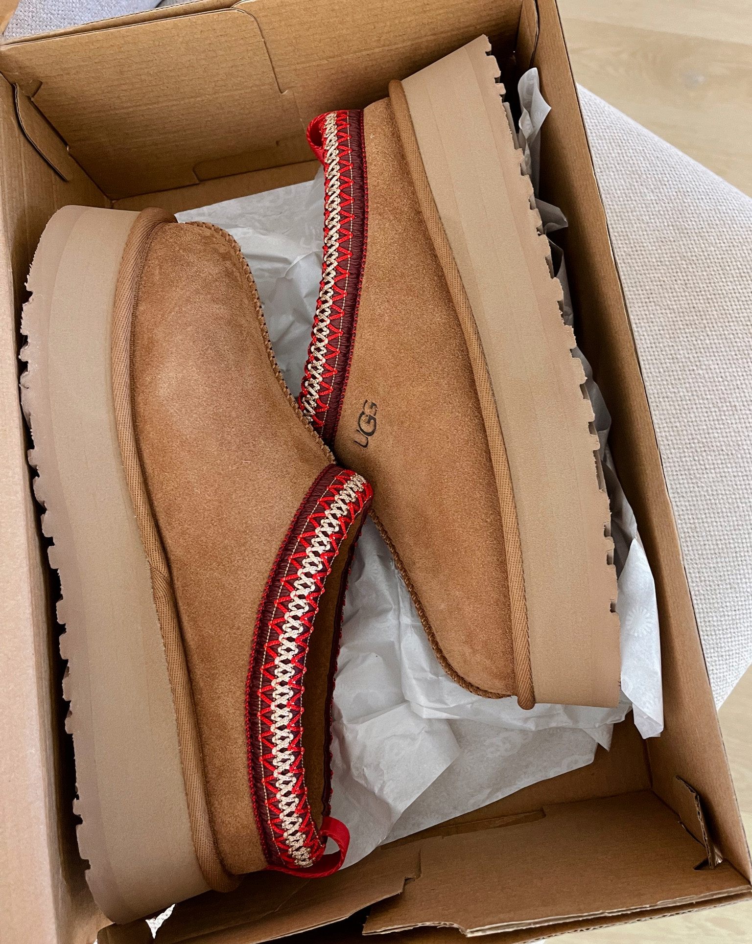 UGG TAZZ ❤️‍🔥 the newest fall shoe in my collection 

#LTKCon #LTKSeasonal #LTKGiftGuide