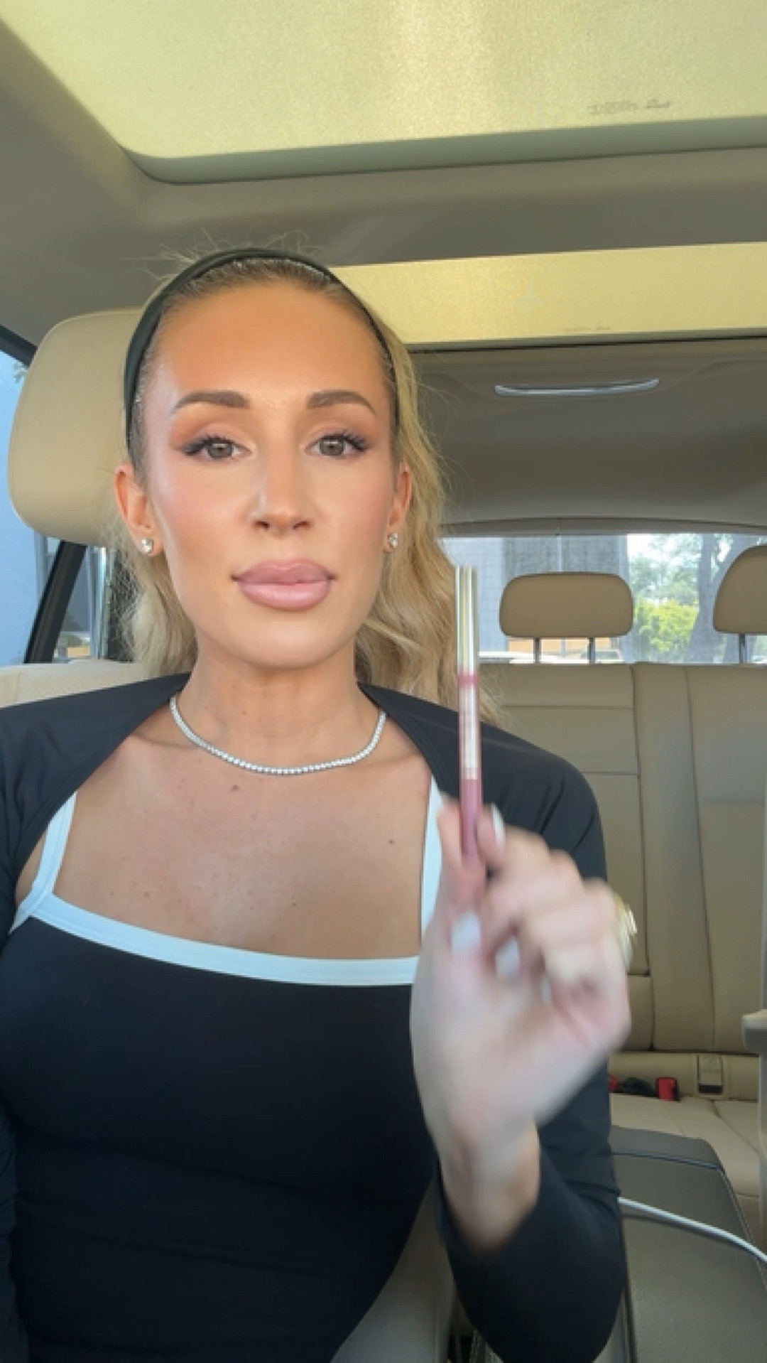 Current lip combo 💄 
Liner shade: 03 Nude
Lipstick shade: Kim KW
Gloss shade: Ribbon

Lips. Beauty. Products I love. Beauty products. Nude lips. The perfect lip products



#LTKBeauty #LTKFindsUnder50