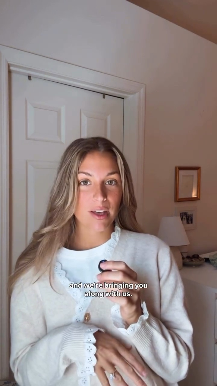 Sweater & the perfect white tee linked! 

#LTKFindsUnder100 #LTKFindsUnder50