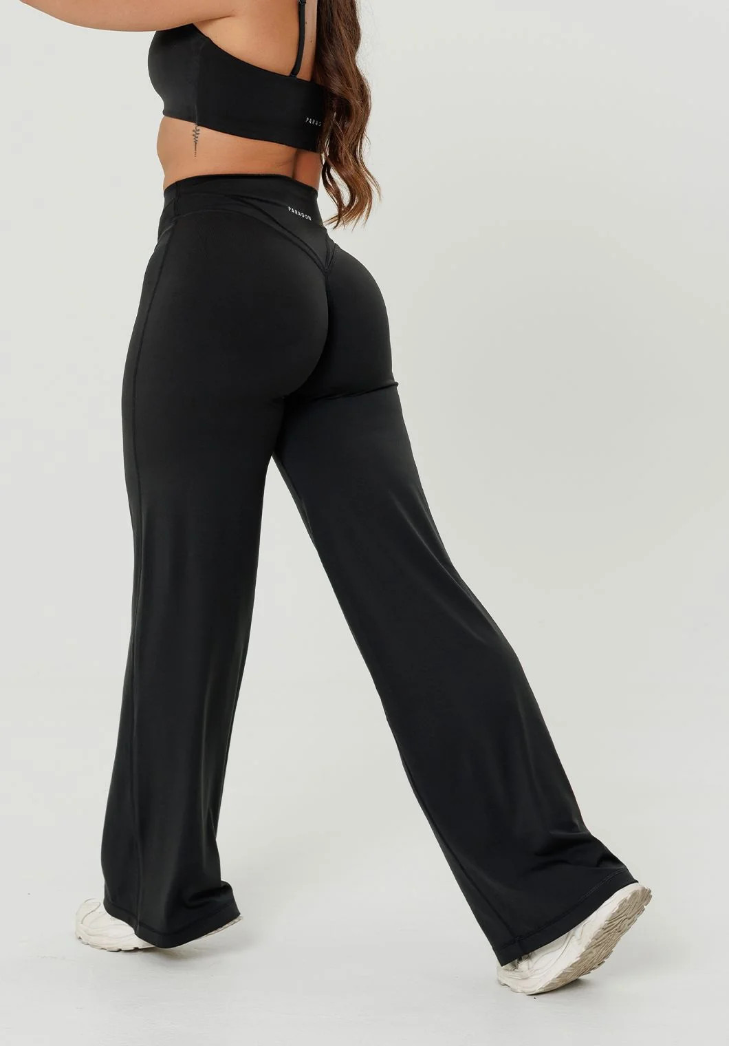 Reluna\u2122 Icon Sculptseam\u00ae Plus High Rise Straight Leg Pant - Short | Paragon Fitwear