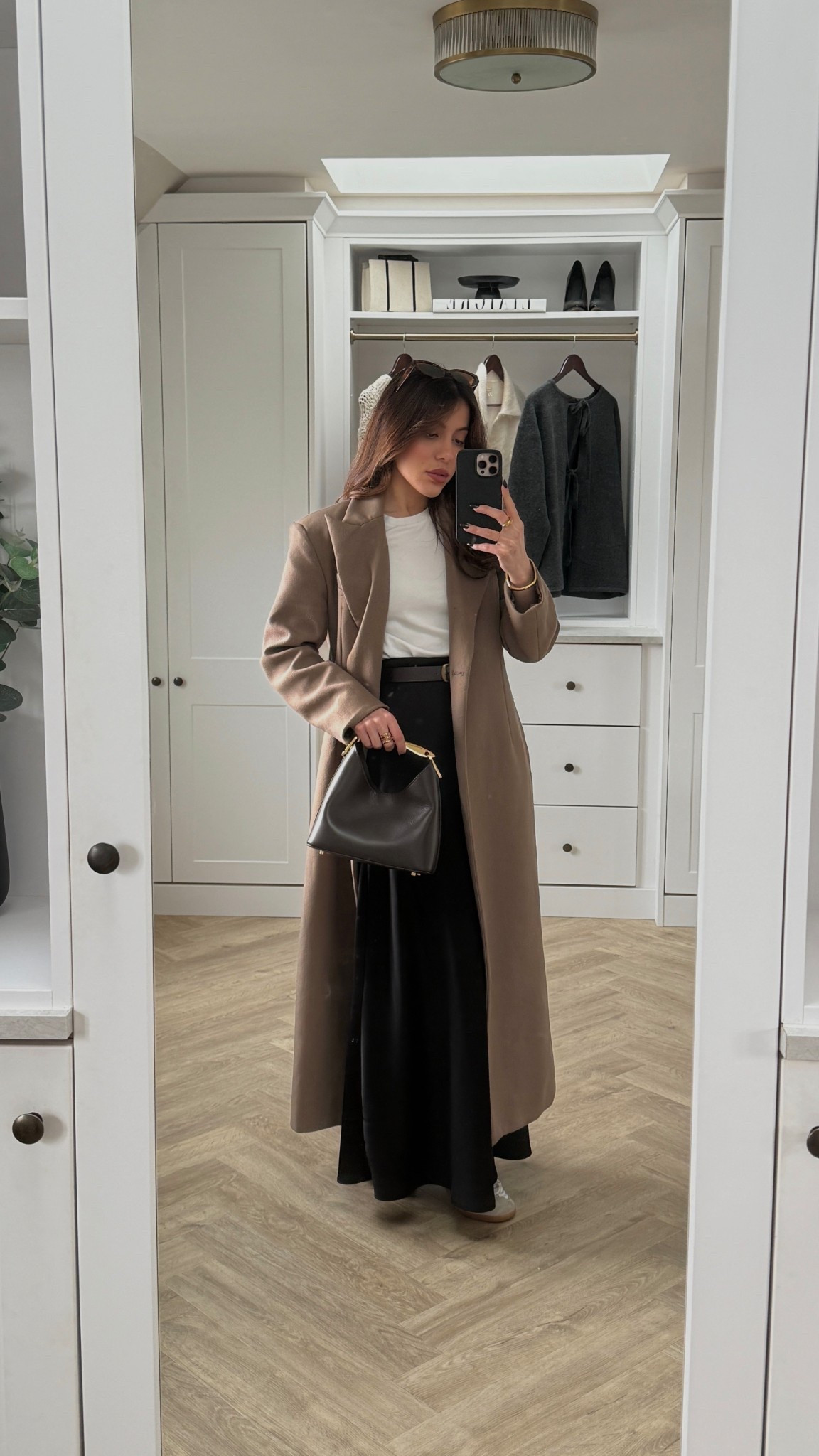 I normally wear a size 6 or XS and I am 5’2 and a half 🤍 Transitional Outfit, Zara, Mango, Asos, Elleme, Satin Skirt, Belt, White T Shirt, Oversized Coat, Shoulder Bag, Adidas Trainers, Adidas Samba

#LTKpetite #LTKworkwear #LTKspring