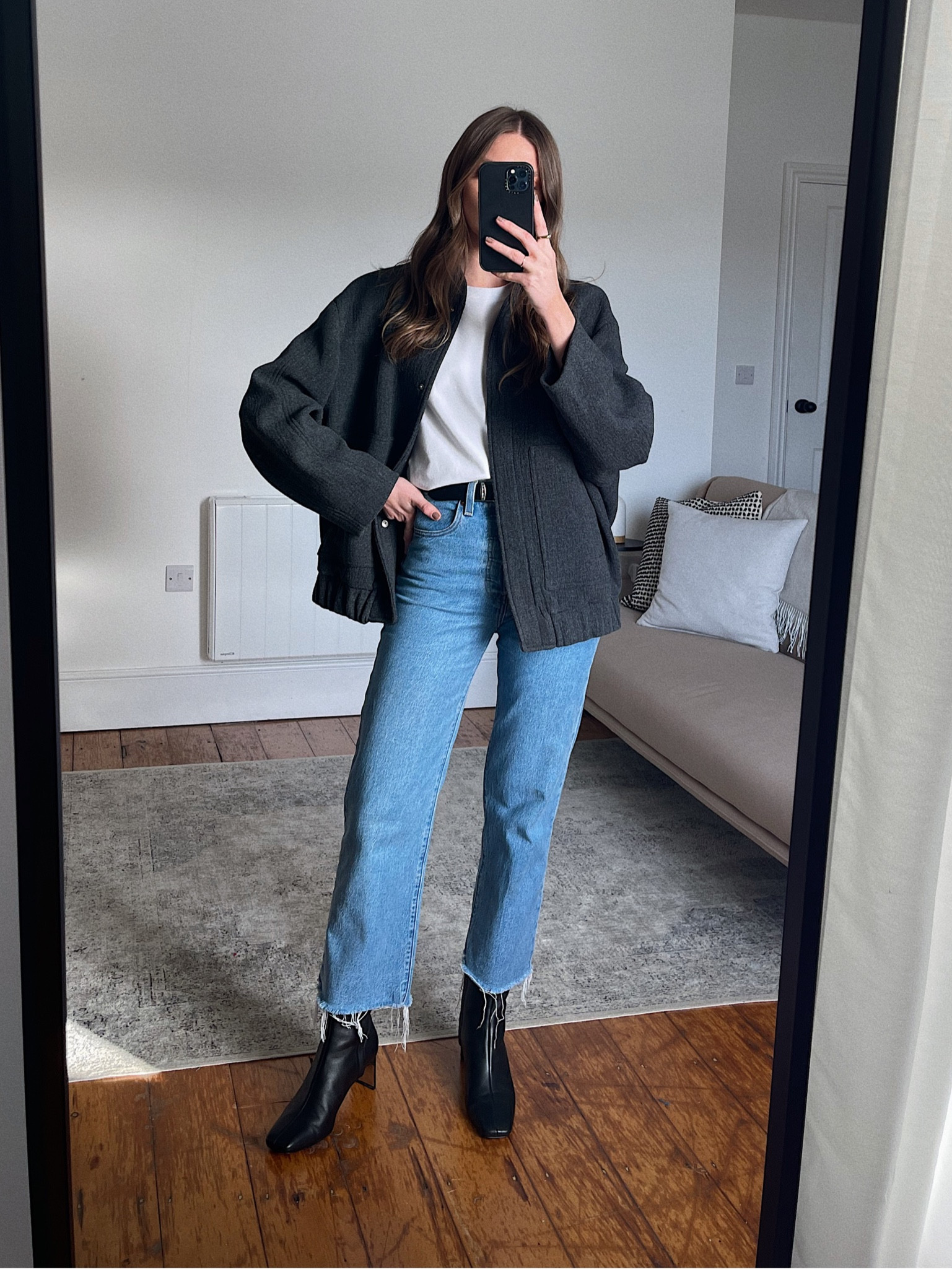 Grey bomber jacket styling 
this exact one is from @zara [2346/643 and I wear the XS/S] 
Heavy weight white t-shirt from Arket, I wear a small
Levi’s ribcage straight leg jeans in jazz wave, I wear a W26 L27 here, I’m 5ft 6ish 
Leather heeled ankle boots are old & other stories so have linked similar 
