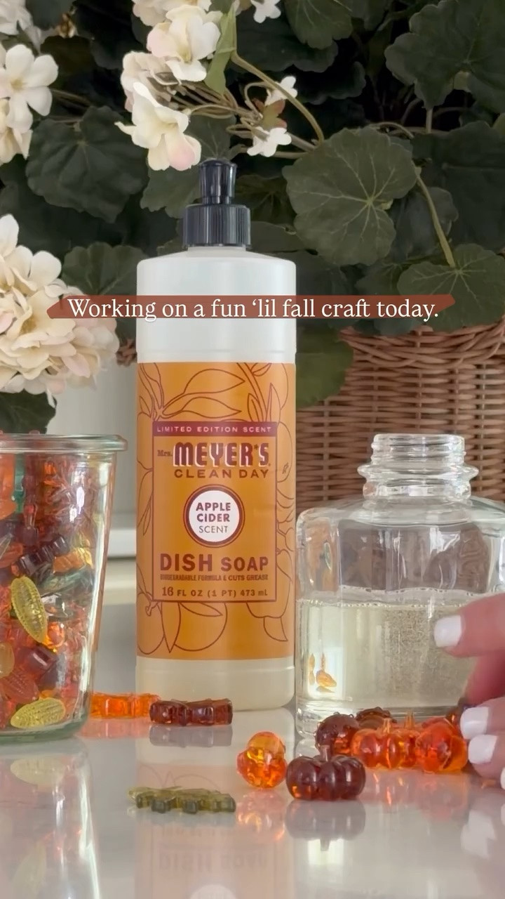 Working on a fun ‘lil fall craft today.

#LTKHome #LTKSeasonal #LTKdayinmylife