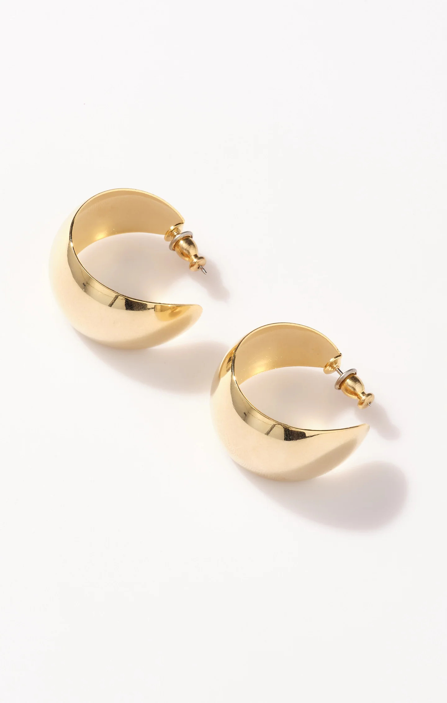 Faithy Jewels Large Lucy Hoop Earrings ~ Gold | Show Me Your Mumu