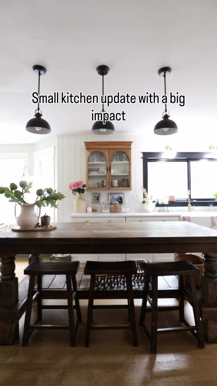Small kitchen swap but big impact! 

I have waited a longggggg time to swap these barstools out & I finally found the perfect ones! 

These walnut barstools were super easy to assemble & feel like quality pieces. Plus the walnut color is the perfect warm tone for our kitchen 🥰

Comment “chair” & I’ll send you the 🔗🔗🔗