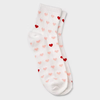 Women's Mini Hearts Valentine's Day Ankle Socks - Ivory/Pink/Red 4-10 | Target